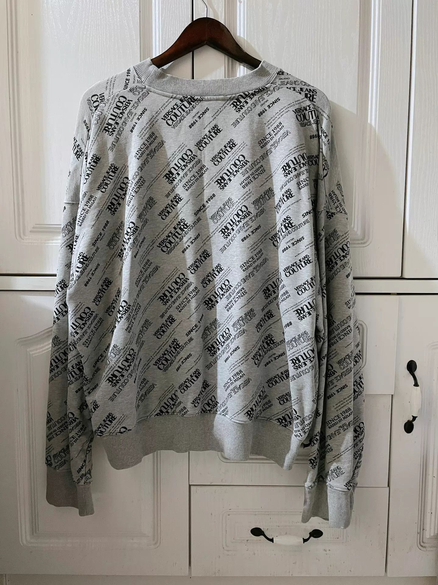 Versace Versace Runway Vintage Logo Allover Print Hoodie 95 New XL Size US XL / EU 56 / 4 - 2 Thumbnail