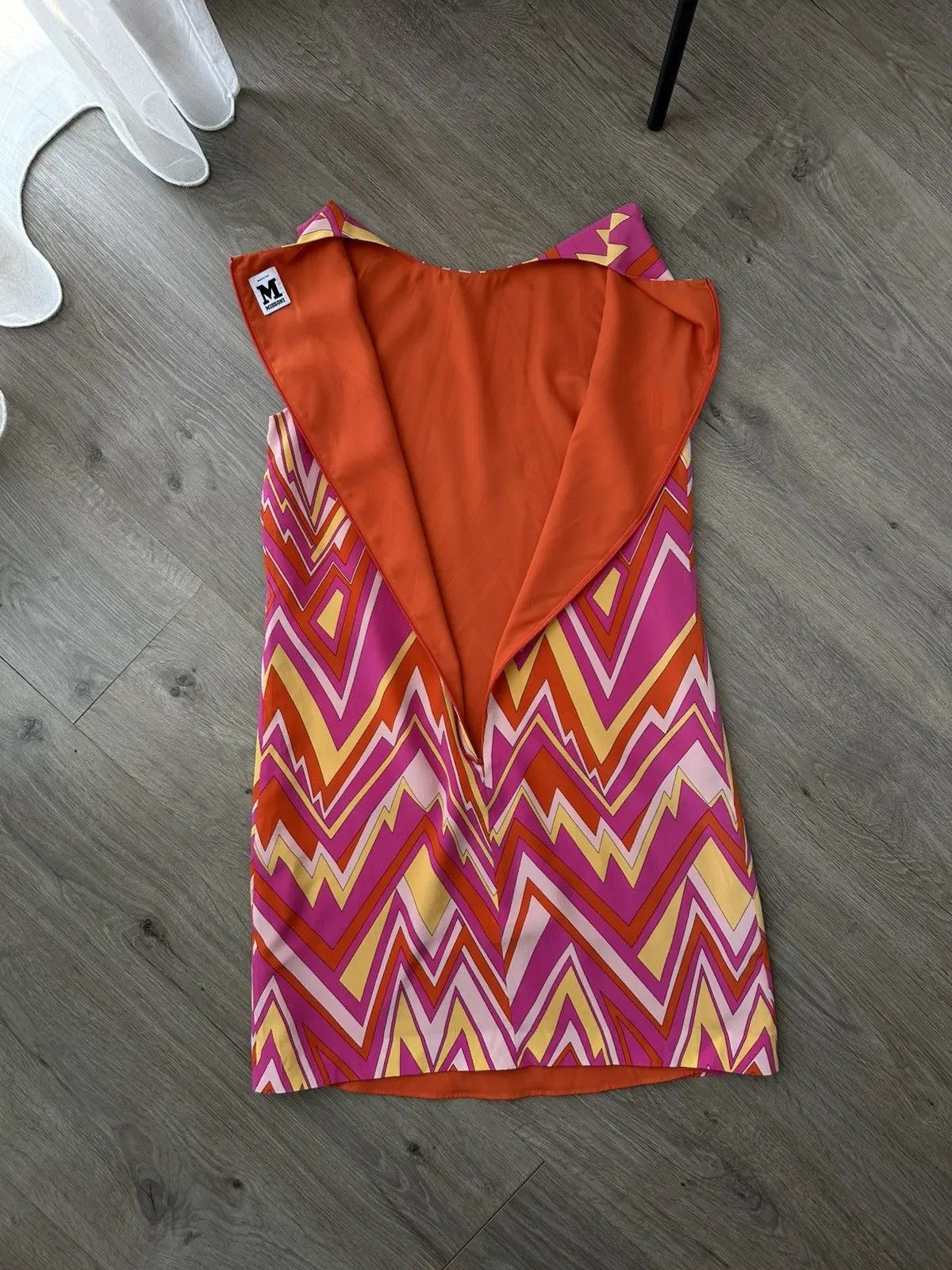 Missoni Vintage Missoni Sleeveless Retro Zigzag Silk Shift Dress Size M / US 6-8 / IT 42-44 - 11 Thumbnail