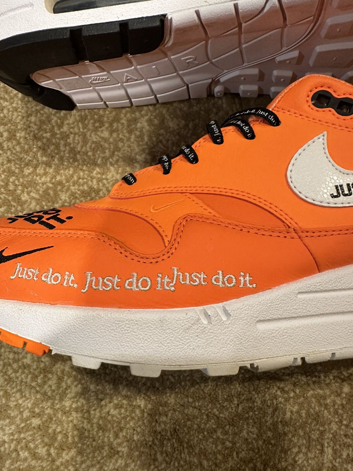 Nike Nike Just Do It Pack Air Max 1 Sz 11 GREAT CONDITION NO BOX Size US 11 / EU 44 - 17 Thumbnail