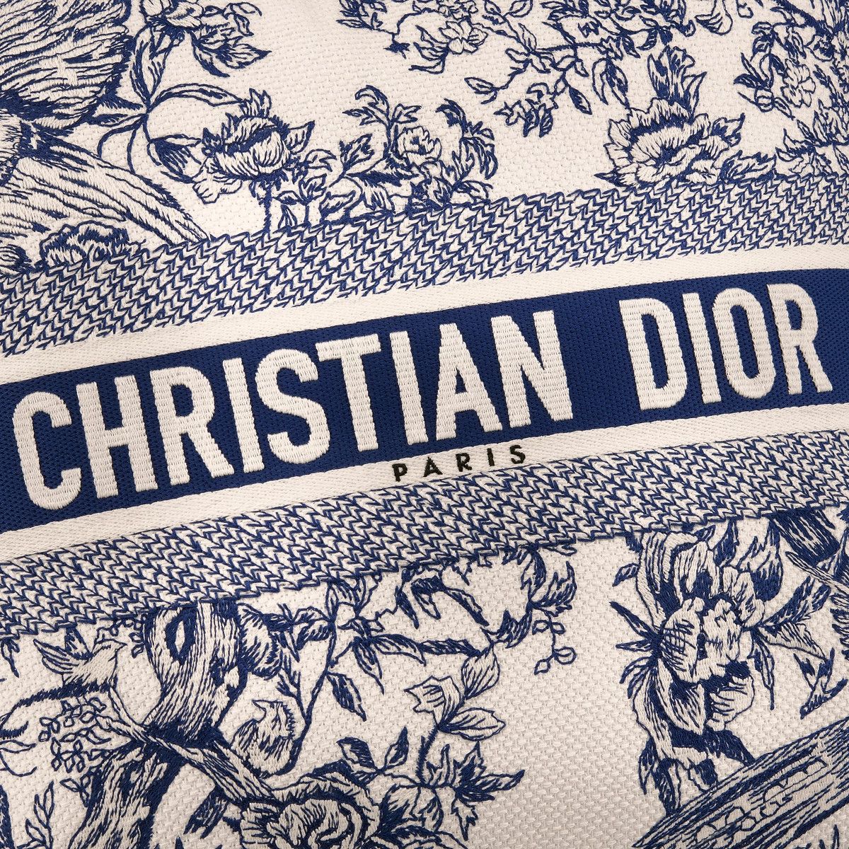 Dior o1bcso1str0624 Size: OS / Pillow in Blue Size ONE SIZE - 3 Thumbnail
