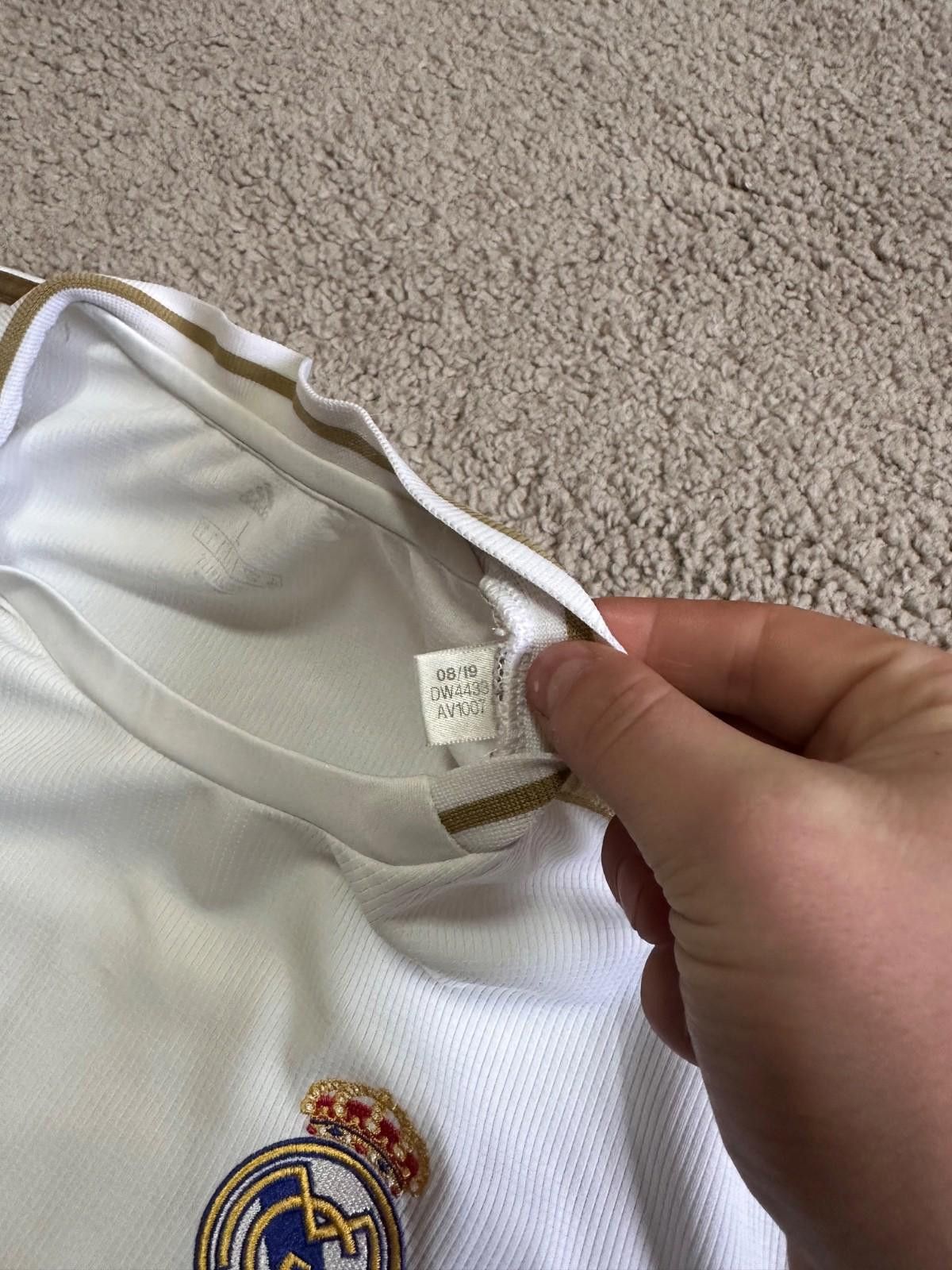 Adidas REAL MADRID 2019 2020 HOME SHIRT JERSEY ADIDAS DW4433 sz L Size US L / EU 52-54 / 3 - 6 Thumbnail
