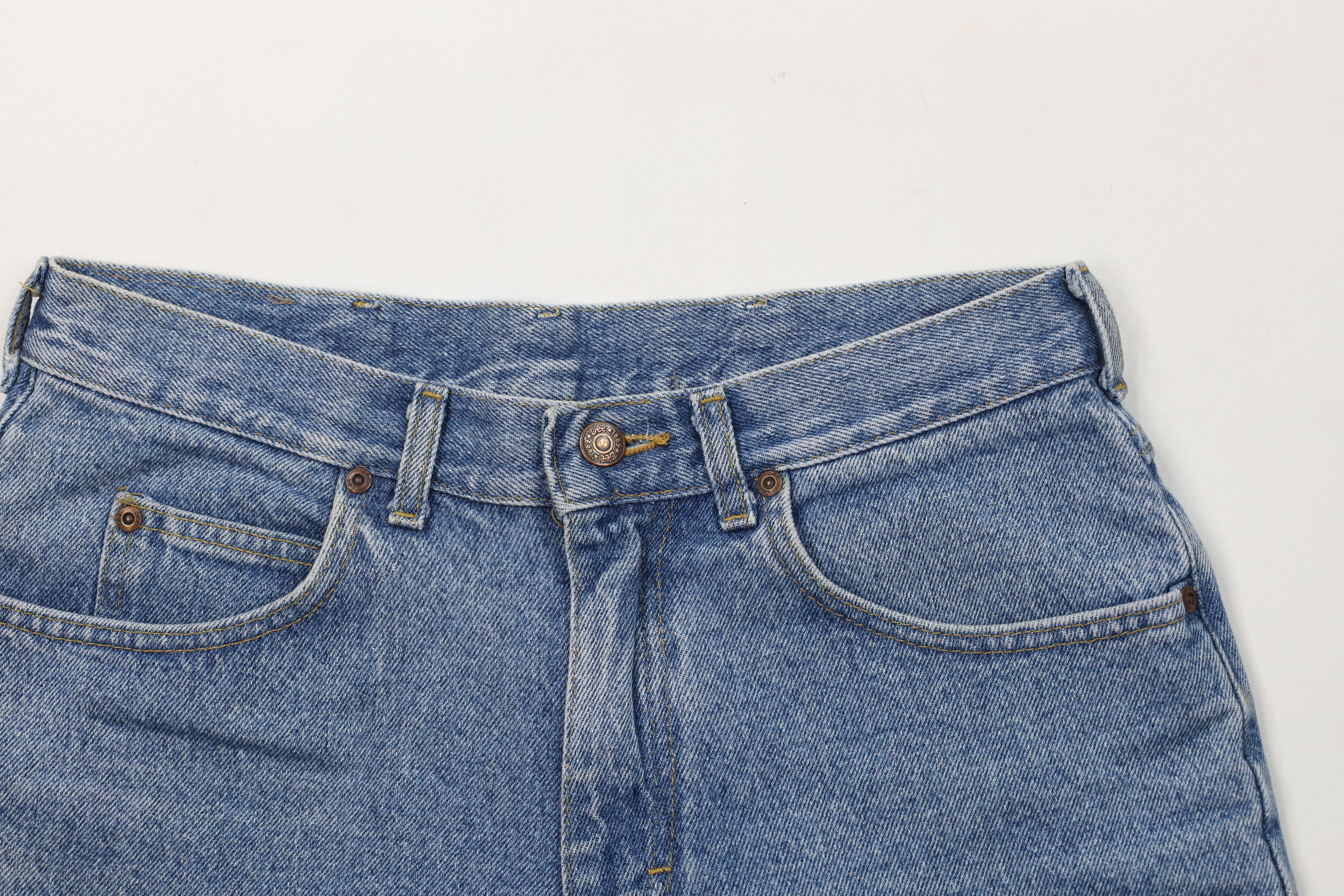 Lee Vintage 90s Lee Fit Denim Jean Shorts Jorts Blue Cotton USA Size US 32 / EU 48 - 2 Thumbnail