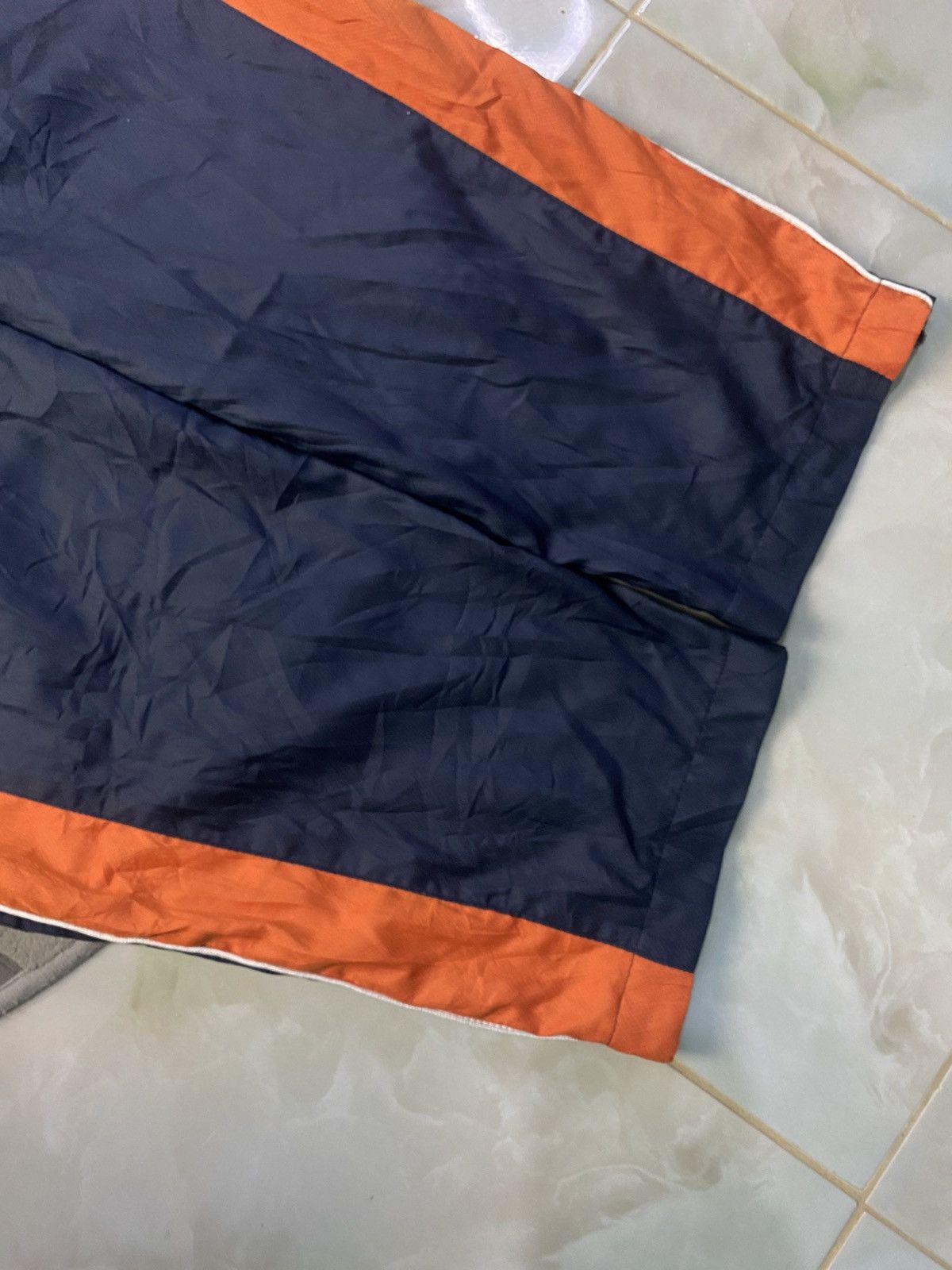 Carhartt Wip × Nike VINTAGE NIKE 90S BAGGY NYLON WIDE LEG SWOOSH TRACK PANTS Y2K Size US 26 / EU 42 - 8 Thumbnail