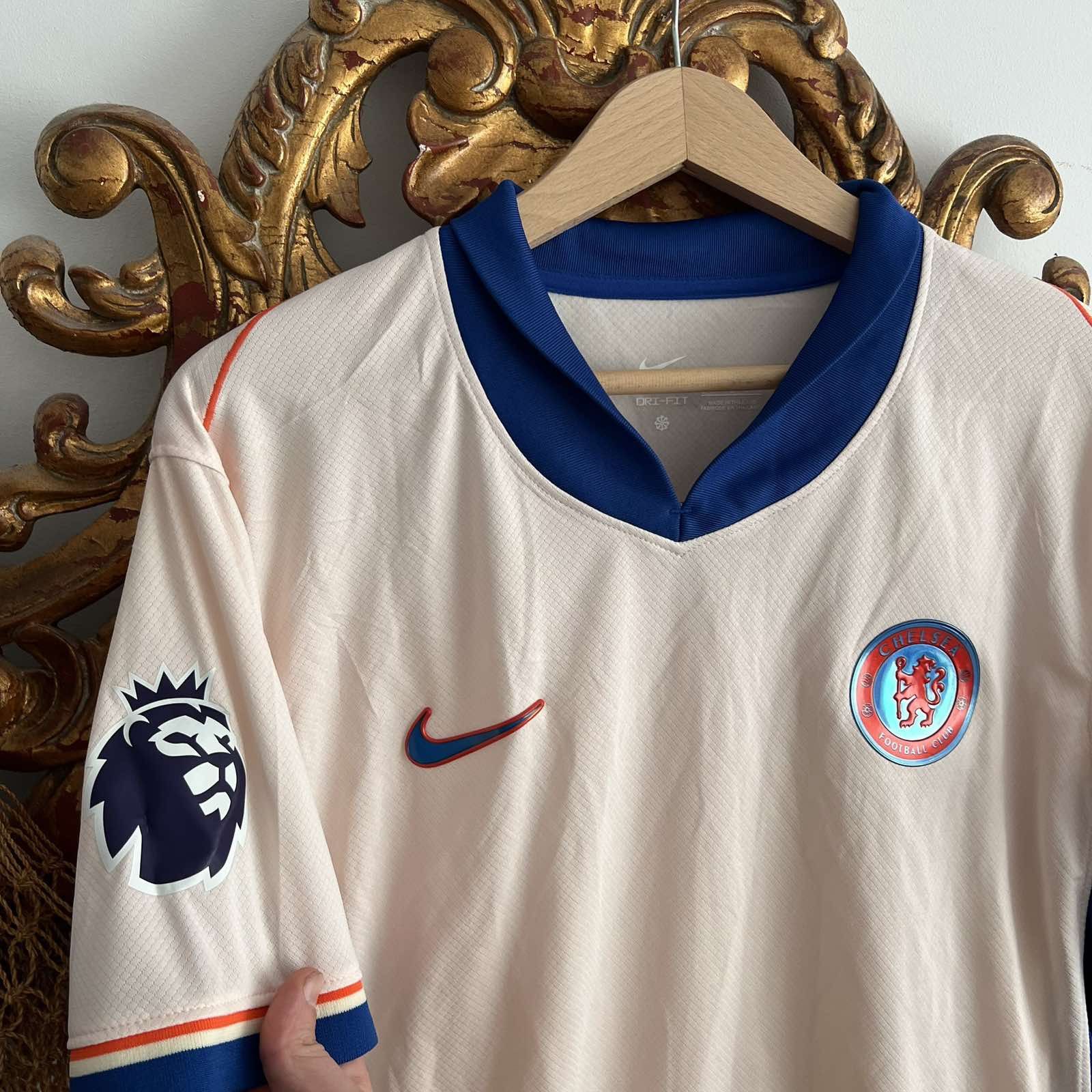 Nike Nike Chelsea F.C. 2024/25 Away Soccer Jersey Sz L Size US L / EU 52-54 / 3 - 4 Thumbnail
