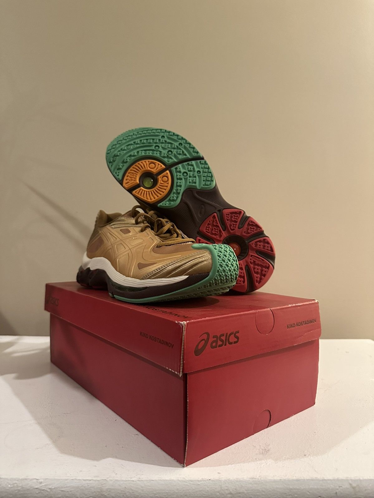 Asics × Kiko Kostadinov ASICS X KIKO GEL-TESARAKT GOLD Size US 9 / IT 39 - 2 Thumbnail
