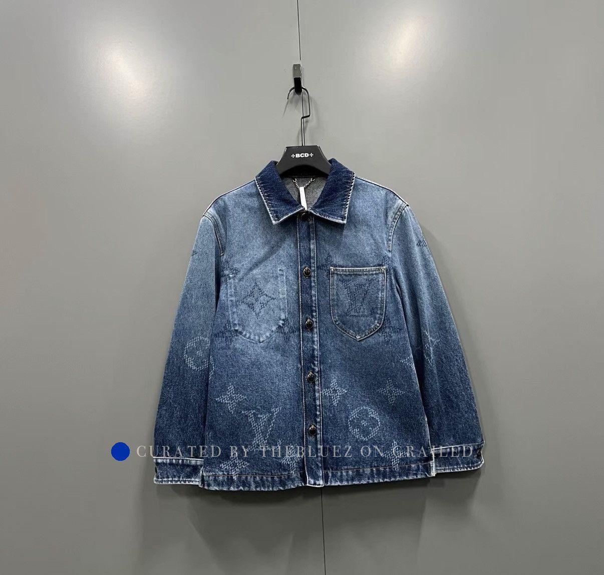 Louis Vuitton Gradient Monogram Denim Jacket in Blue Size US XS / EU 42 / 0 - 1 Thumbnail