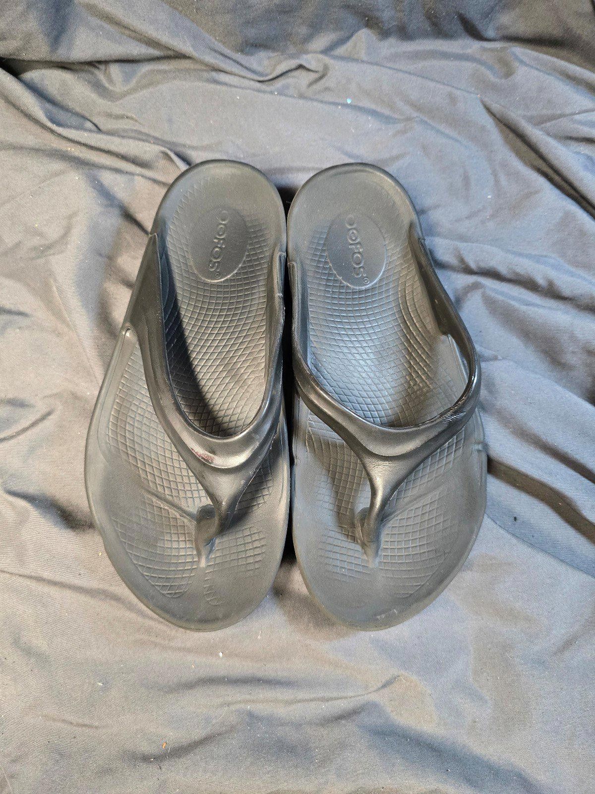 Designer OOFOS 1000 Black Original Thong Flip Flop Sandal W 6 Size US 6 / IT 36 - 3 Thumbnail