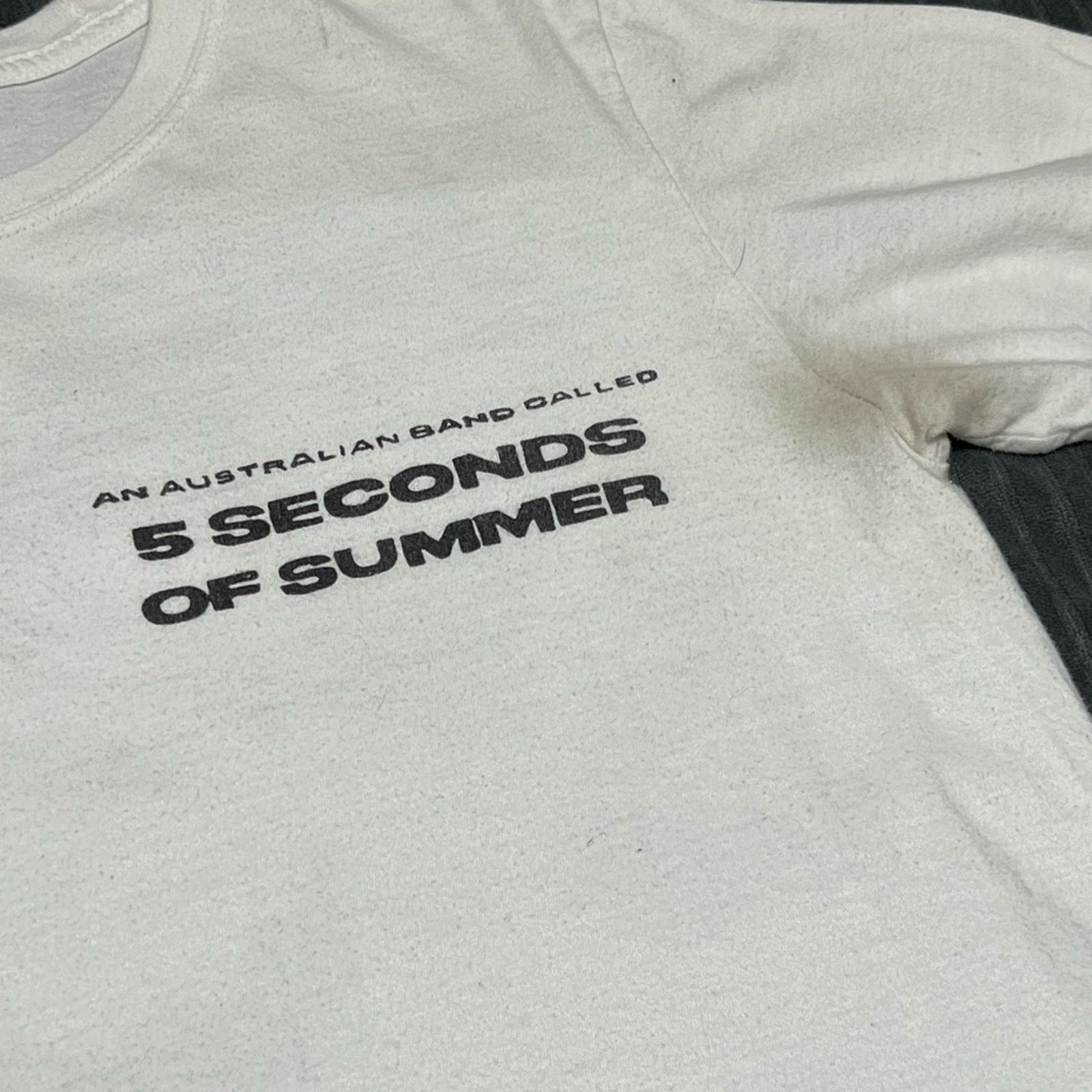Band Tees 5 Seconds Of Summer Take My Hand World Tour Rock Band S/S Size US M / EU 48-50 / 2 - 3 Thumbnail