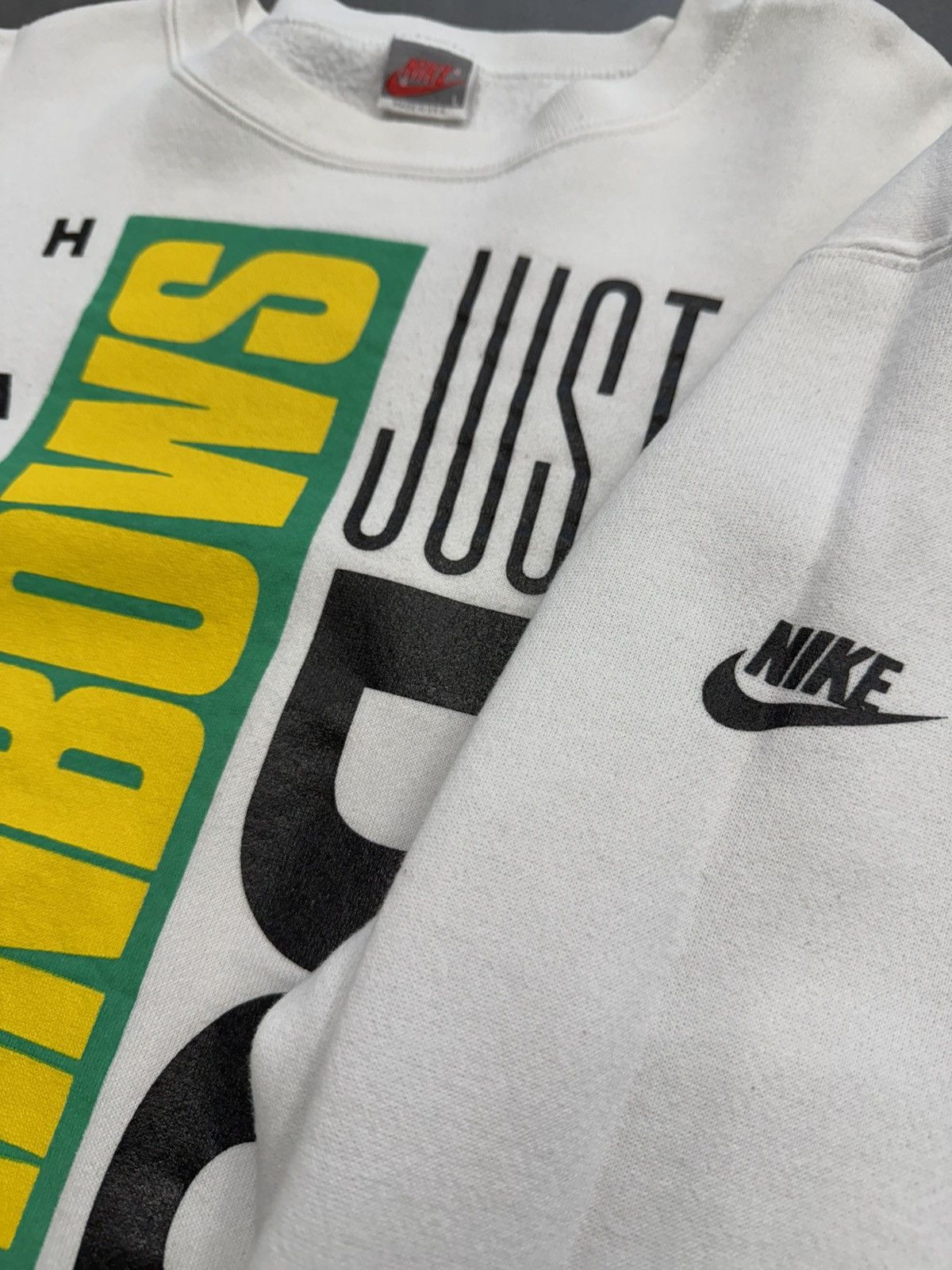 Nike ‘90s Vintage Nike Just Do It Hawaii Rainbows Crewneck Size US L / EU 52-54 / 3 - 4 Thumbnail
