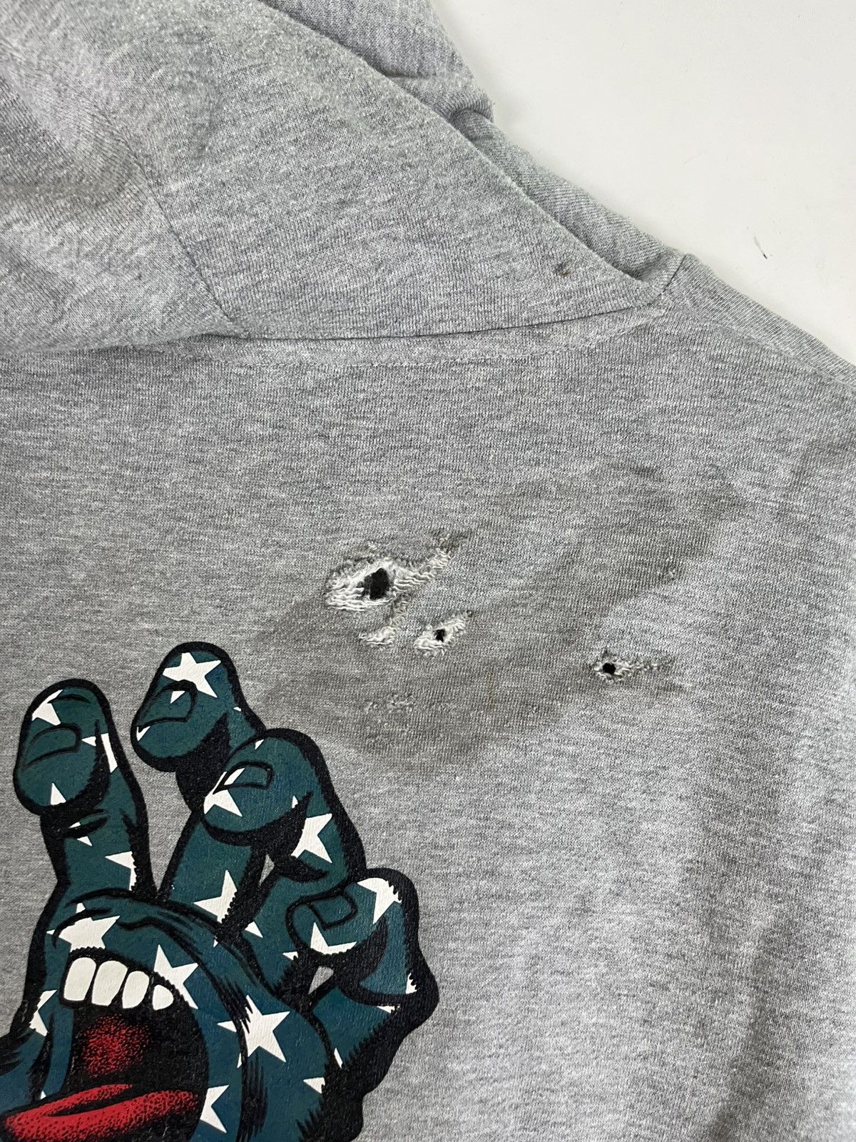 Santa Cruz Skateboards Vintage Santa Cruz Screaming Hand Hoodies Size US M / EU 48-50 / 2 - 8 Thumbnail