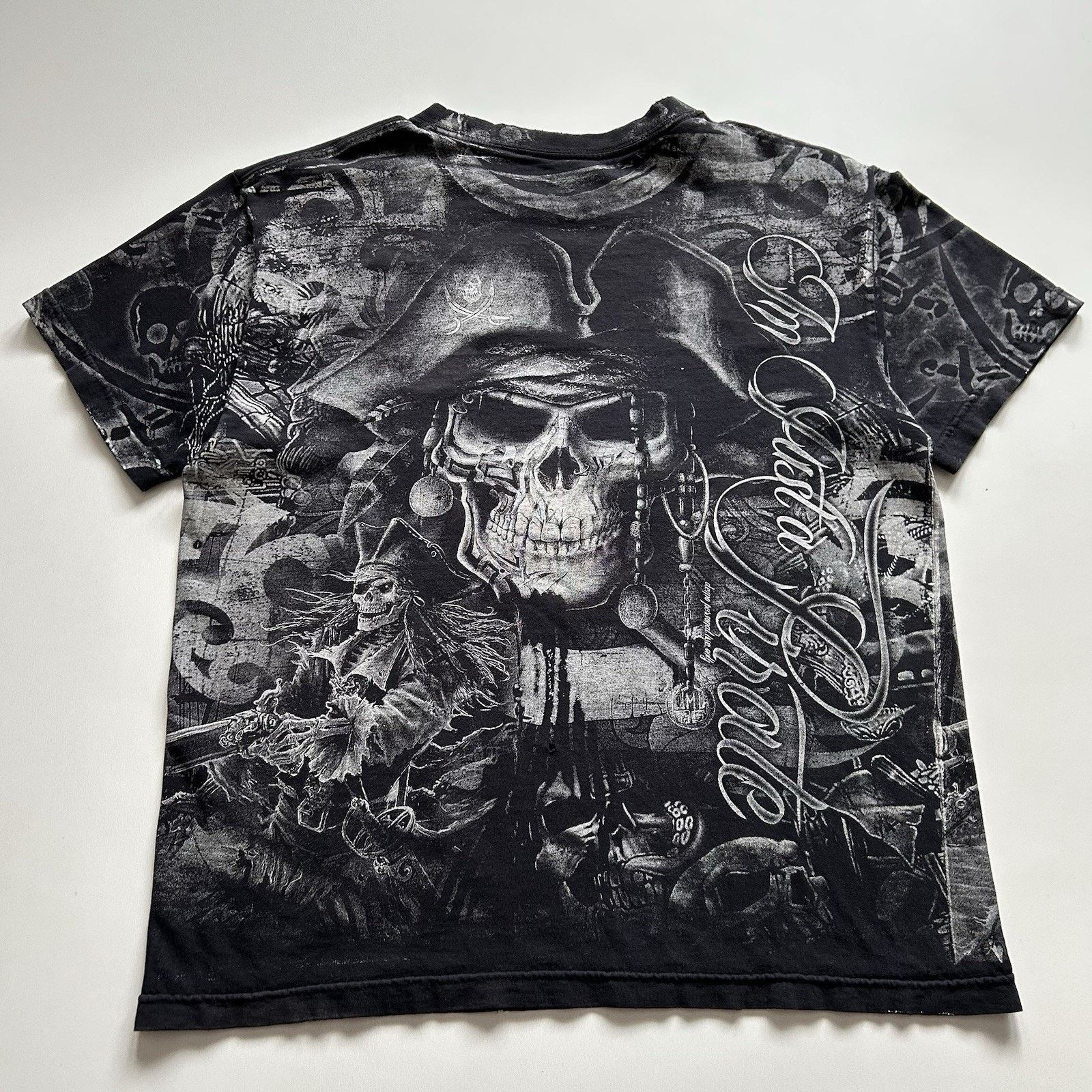 Vintage Vintage Y2K Pirate Skull AOP Shirt Large Faded Distressed Size US L / EU 52-54 / 3 - 4 Thumbnail