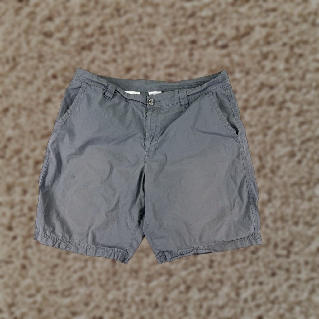 Vintage Columbia Men's Shorts Cargo 36 Gray Cotton Canvas Hike Camp 36x9 Regular Inseam 9" Adult Mens Gray Outdoors Fish Theme Vintage No? (Note: remove N/A) Size US 36 / EU 52 - 1 Thumbnail