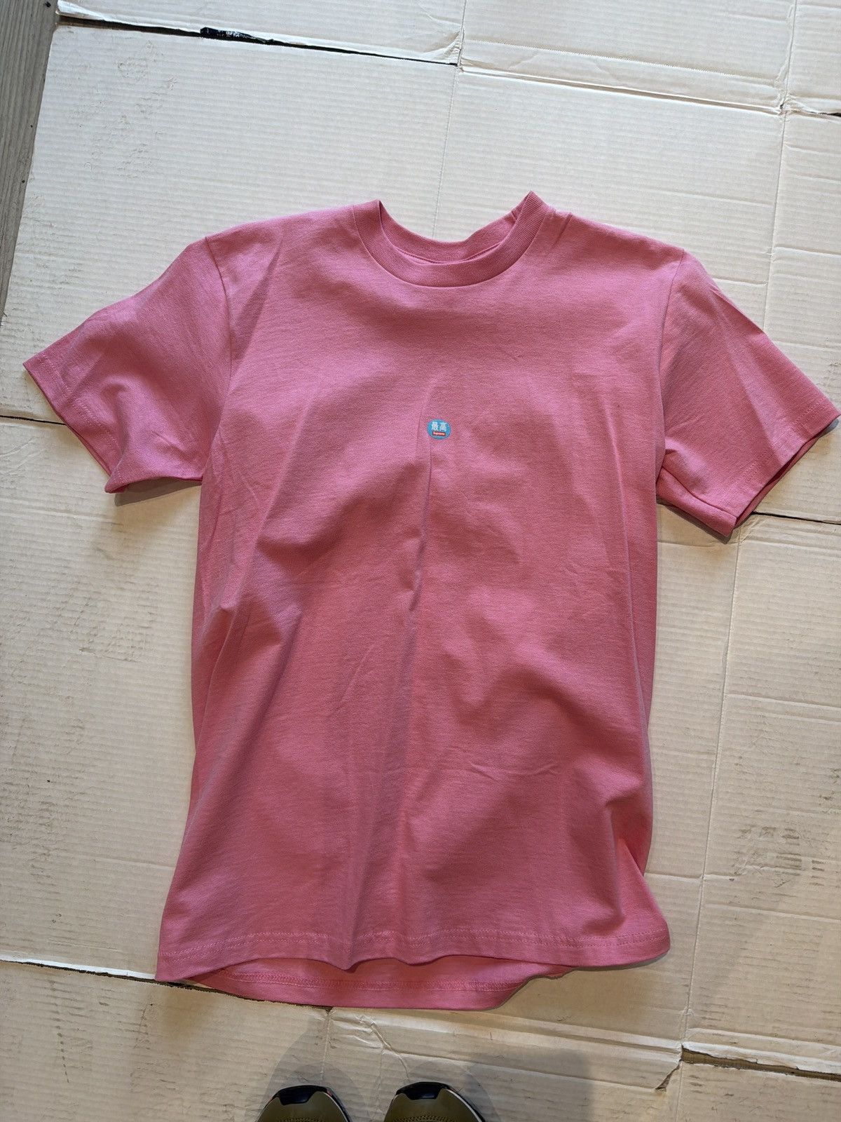 Supreme Supreme sticker t shirt pink Size US S / EU 44-46 / 1 - 1 Thumbnail