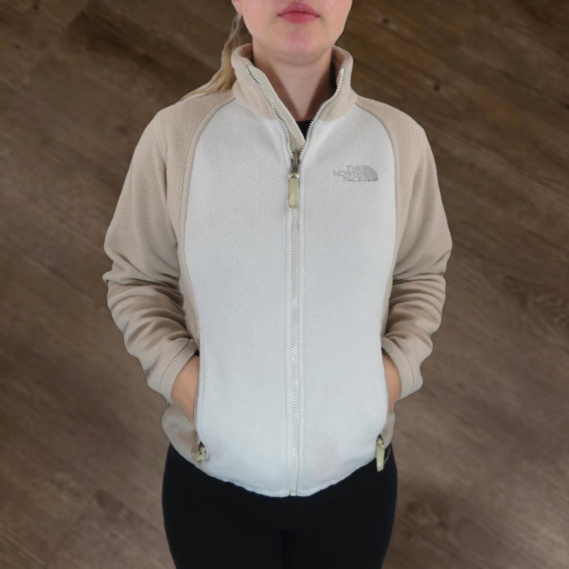 The North Face VINTAGE The North Face White Fleece Windbreaker Jacket Coat Womens M Beige Brown Jacket Size M / US 6-8 / IT 42-44 - 1 Thumbnail