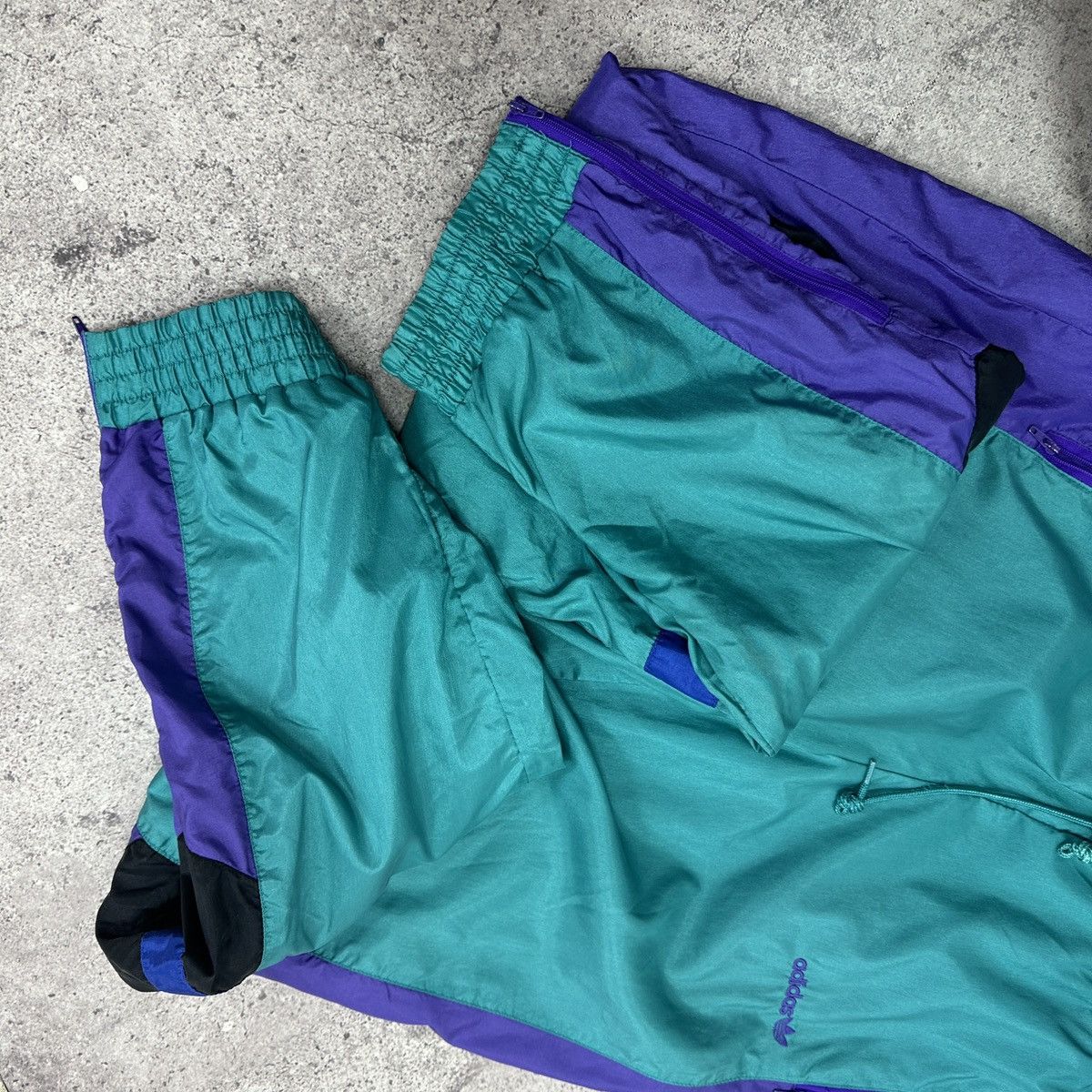 Vintage Vintage 90s Adidas Light jacket sweetpants tracksuit y2k og Size US XL / EU 56 / 4 - 7 Thumbnail
