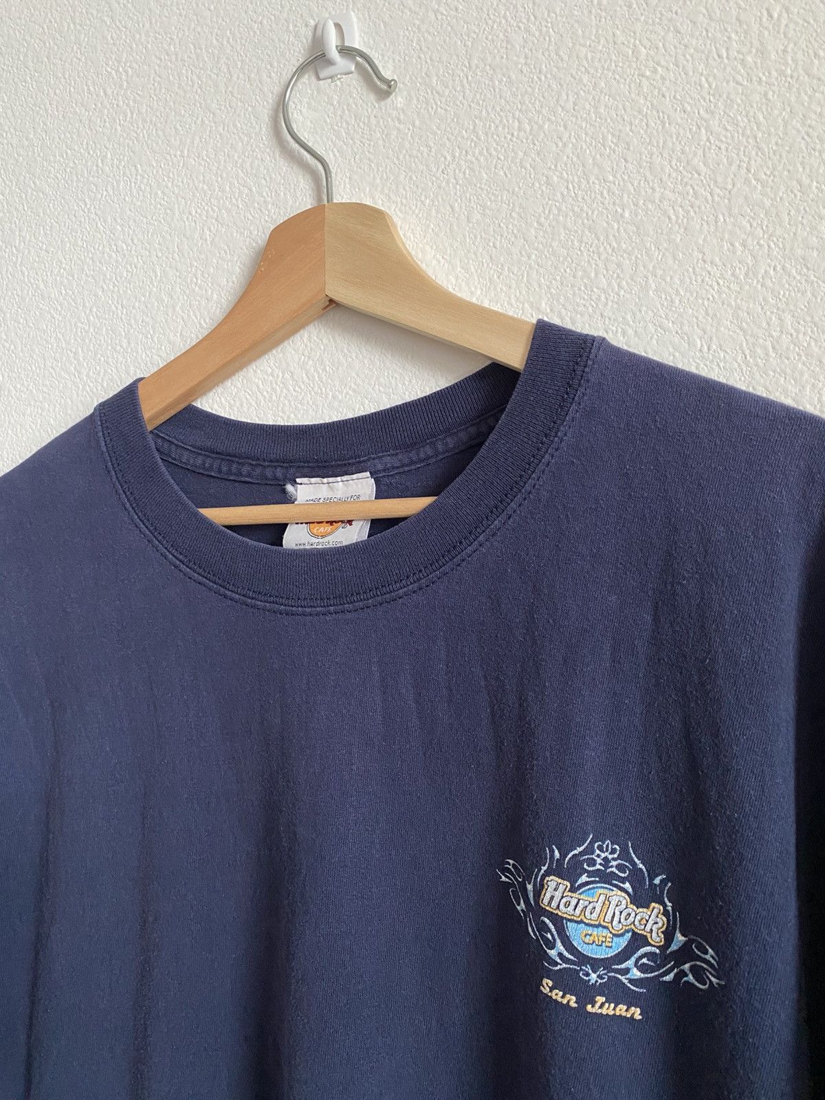 Hard Rock Cafe Vintage Flame Guitar Hard Rock Cafe Tee Size US XL / EU 56 / 4 - 5 Thumbnail