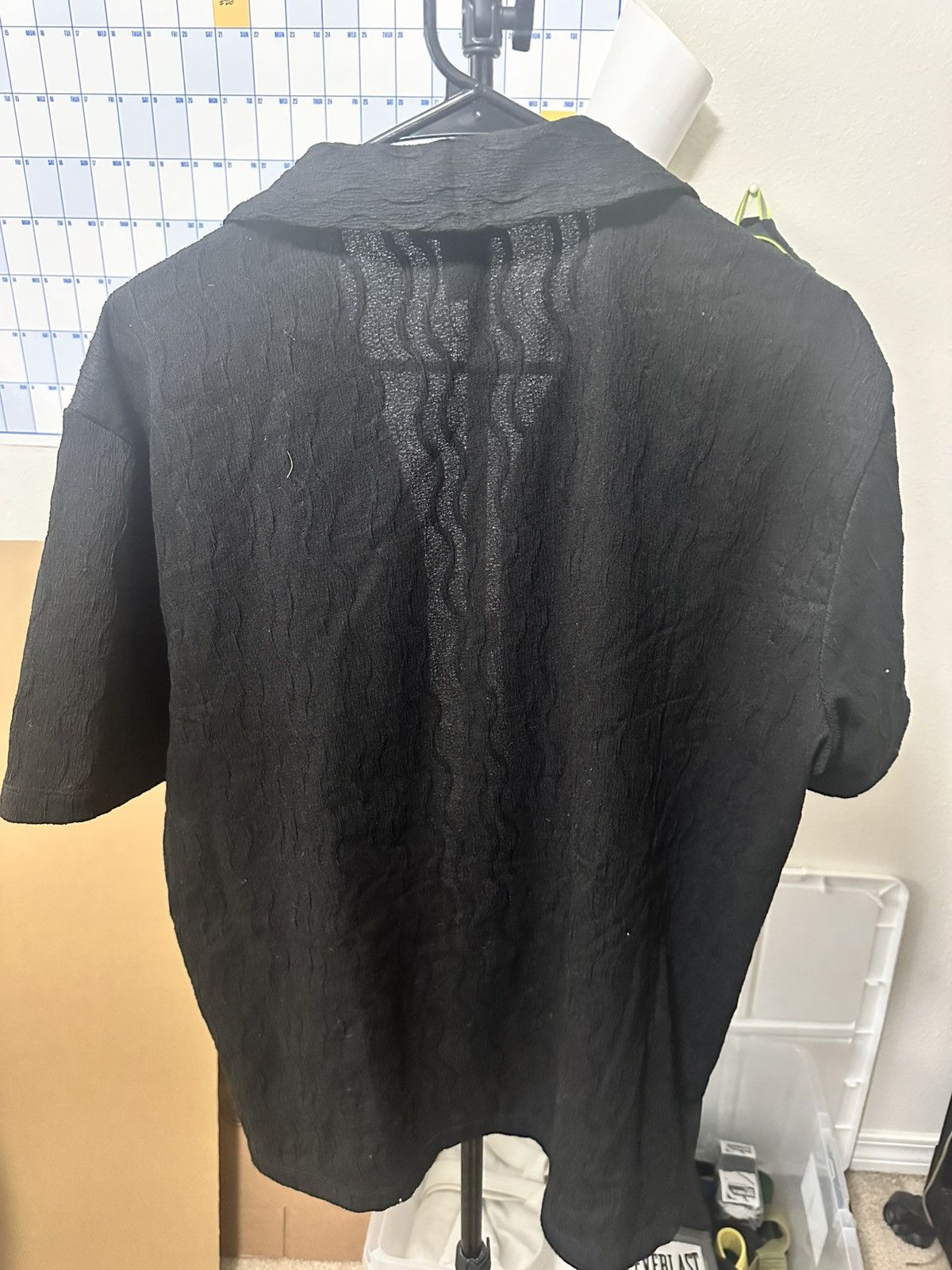 H&M Textured Short-Sleeve Button up Polo Size US M / EU 48-50 / 2 - 2 Thumbnail