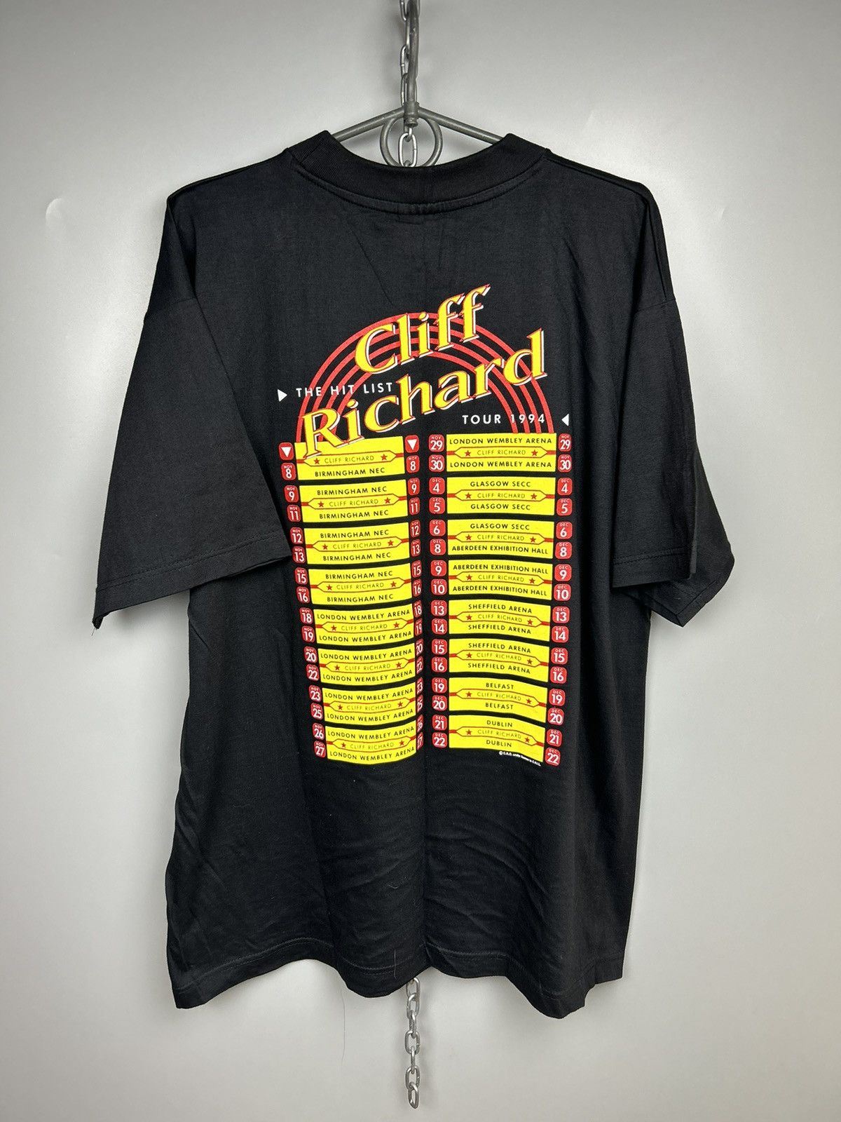 Band Tees × Vintage Vintage 90s Cliff Richard The Hit List Tour 1994 T shirt Size US L / EU 52-54 / 3 - 2 Thumbnail