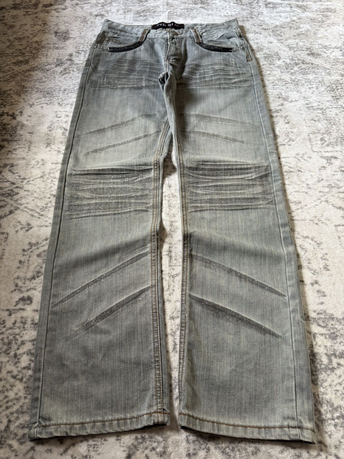 GOSTAR DE FUGA × Japanese Brand × Vintage Jue Dini Japan Smokey Gray Whisker & Claw Mark Glitter Jeans Size US 30 / EU 46 - 1 Thumbnail