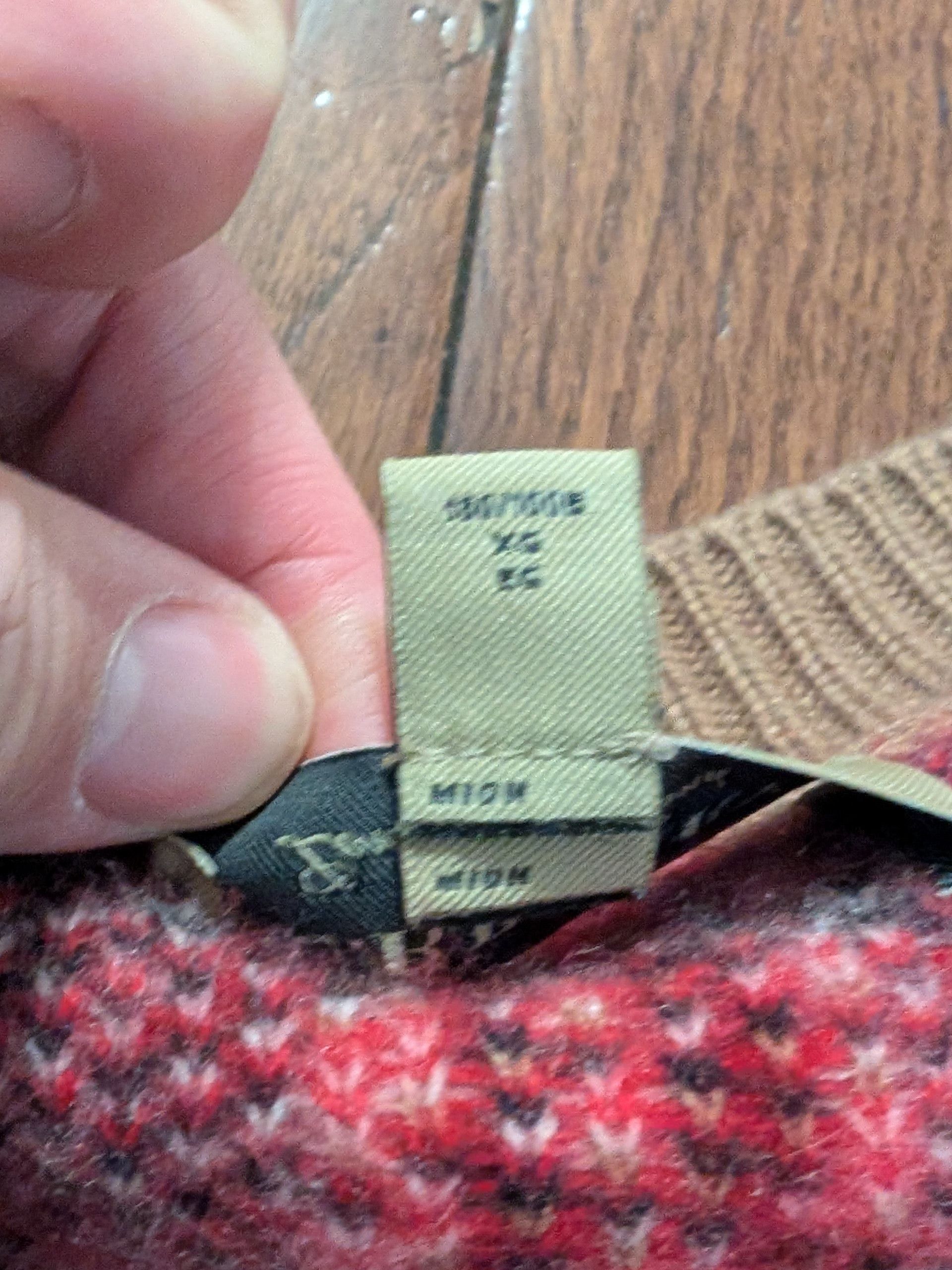 Burberry Burberry Nova Check 100% Cashmere Wool Sweater - Size XL Size US XL / EU 56 / 4 - 4 Thumbnail