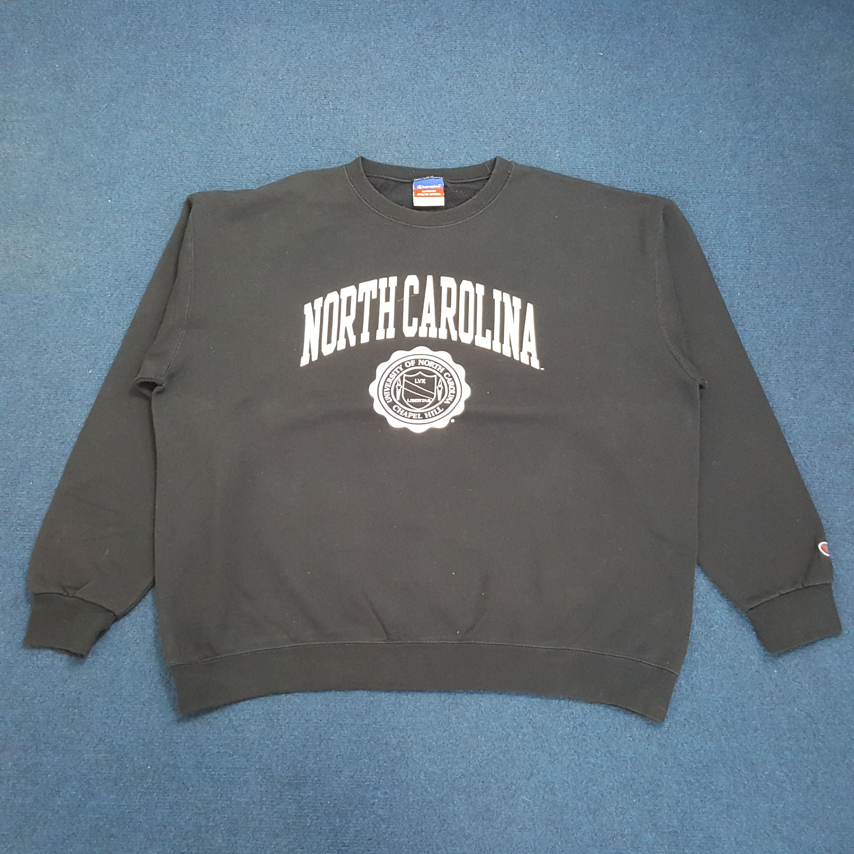 Vintage Vintage University of North Carolina Chapel Hill Sweatshirt Size US XXL / EU 58 / 5 - 1 Thumbnail