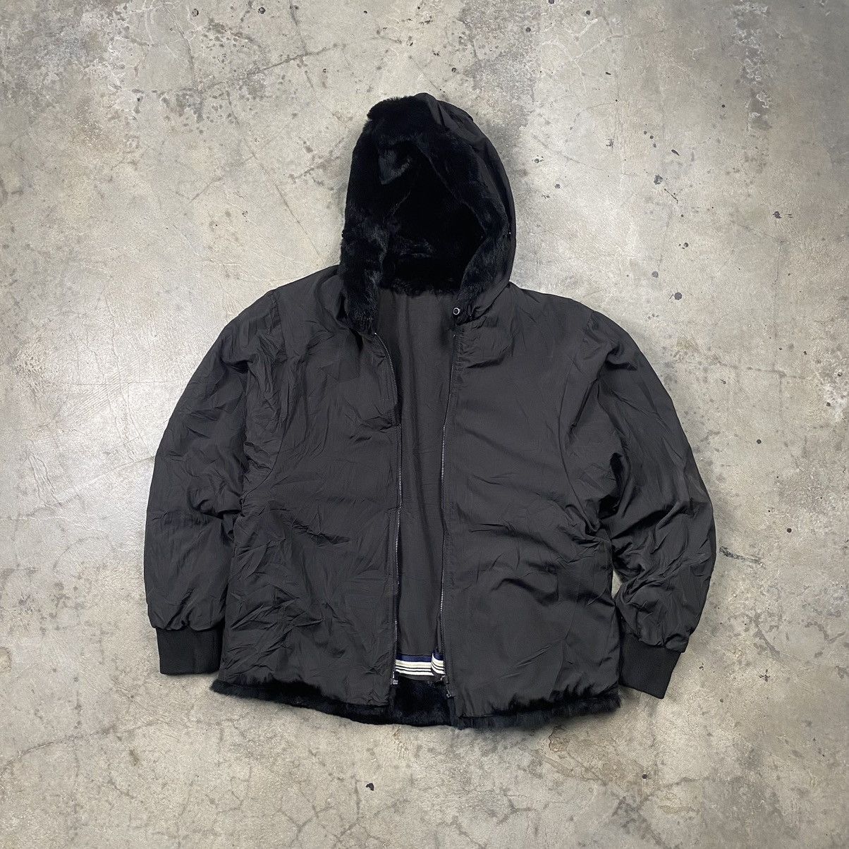 If Six Was Nine × Japanese Brand × Le Grande Bleu (L.G.B.) Faux Fur Bondage Zipless Crop Bomber Jacket Size M / US 6-8 / IT 42-44 - 1 Thumbnail