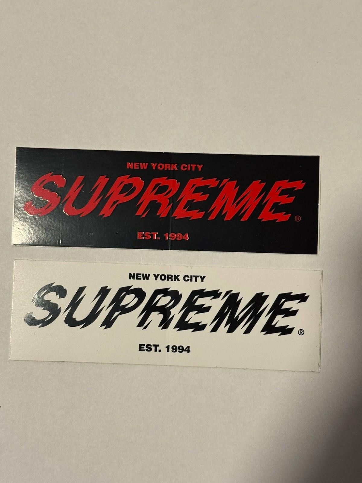 Supreme Supreme 77 Sticker Lot Size ONE SIZE - 1 Thumbnail