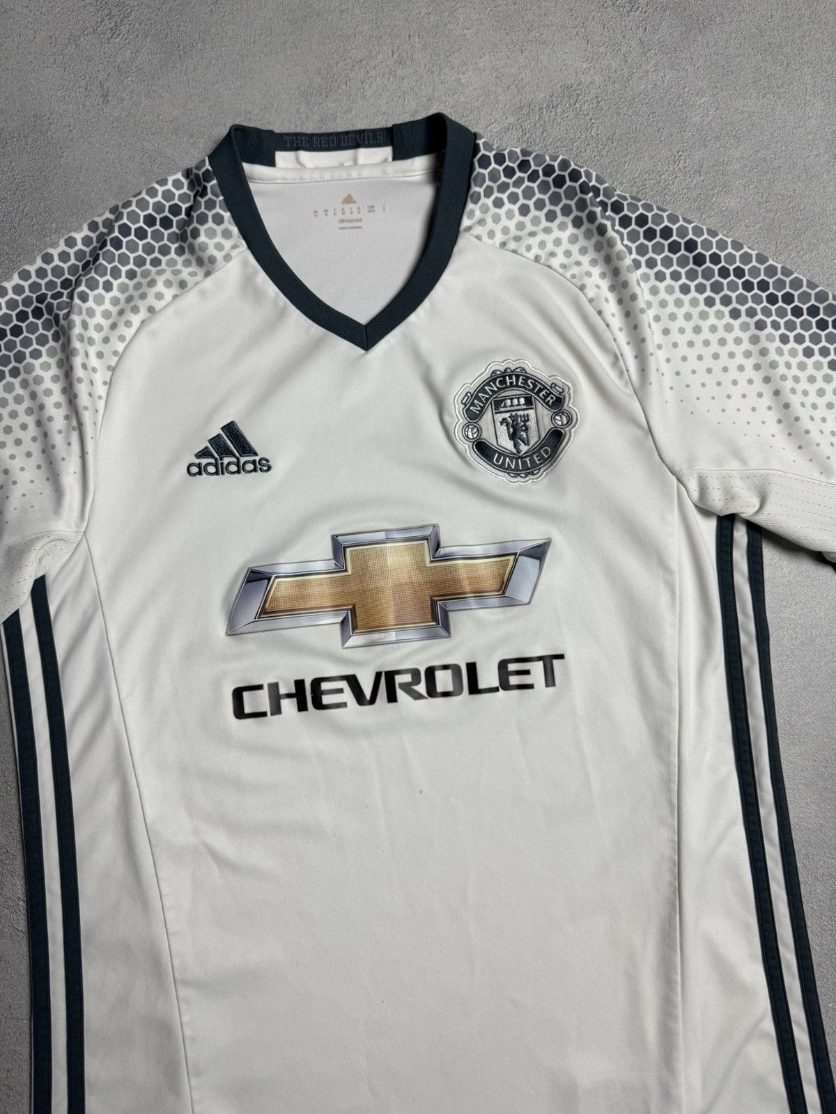 Adidas Manchester United 2016 2017 Third Shirt Soccer Jersey Adidas Size US M / EU 48-50 / 2 - 3 Thumbnail
