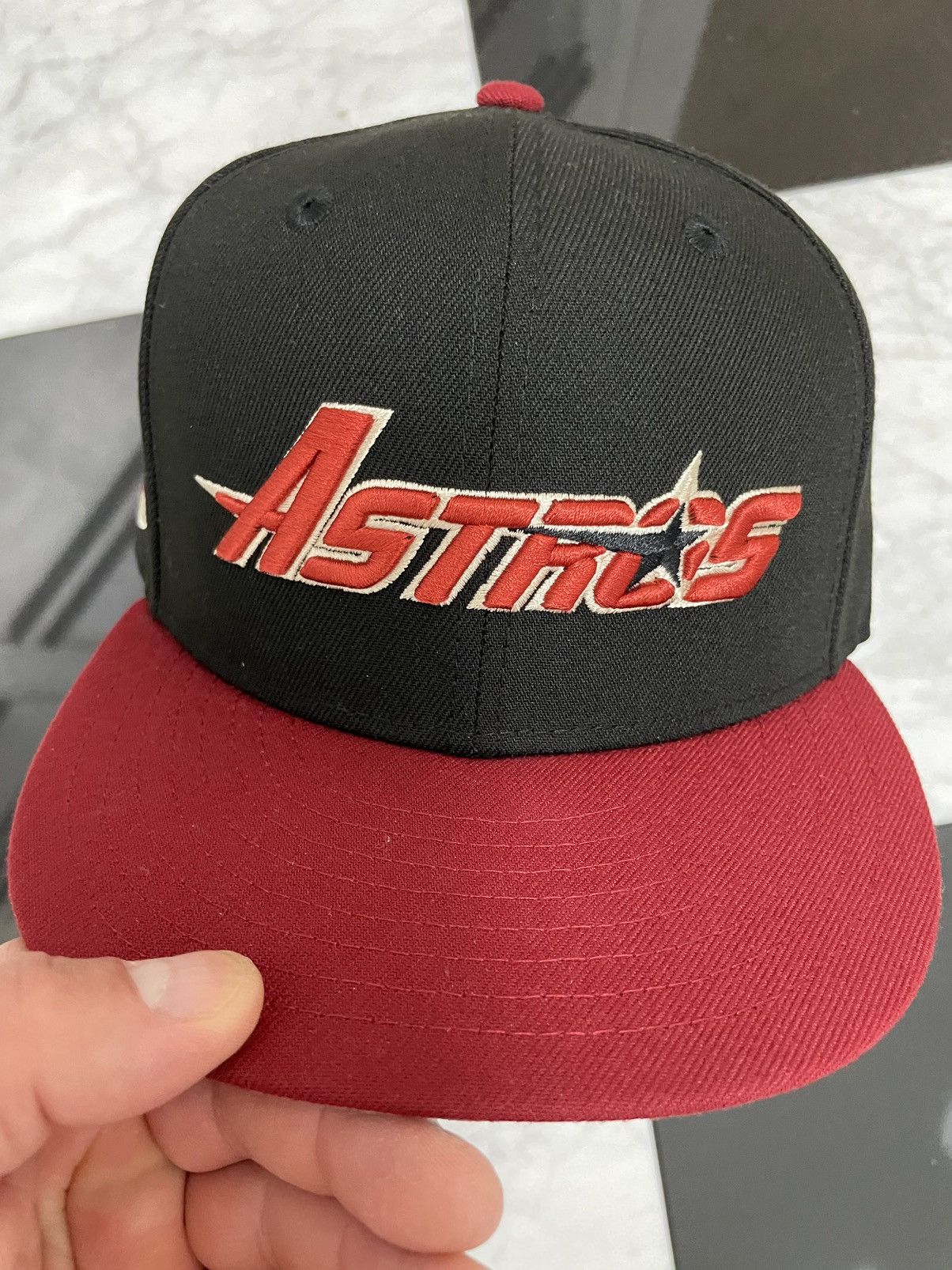 New Era 🔥 Exclusive Astros hype logo fitted size 7 Size ONE SIZE - 3 Thumbnail