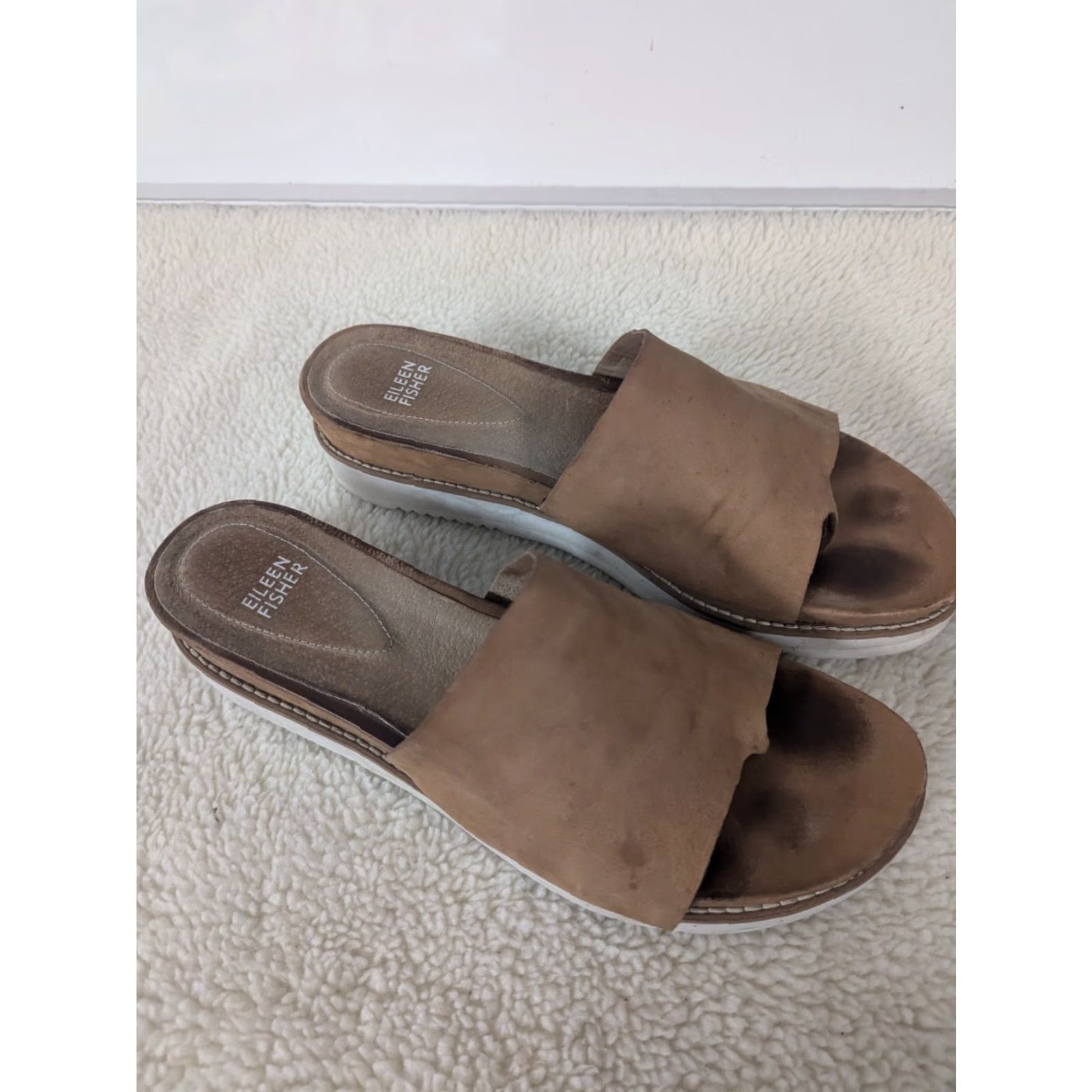 Eileen Fisher Eileen Fisher Sandals Women Thong Slip On Flat Beige 11 Nappa Leather Rubber Outsole Casual Shoes Size US 11 / IT 41 - 2 Thumbnail