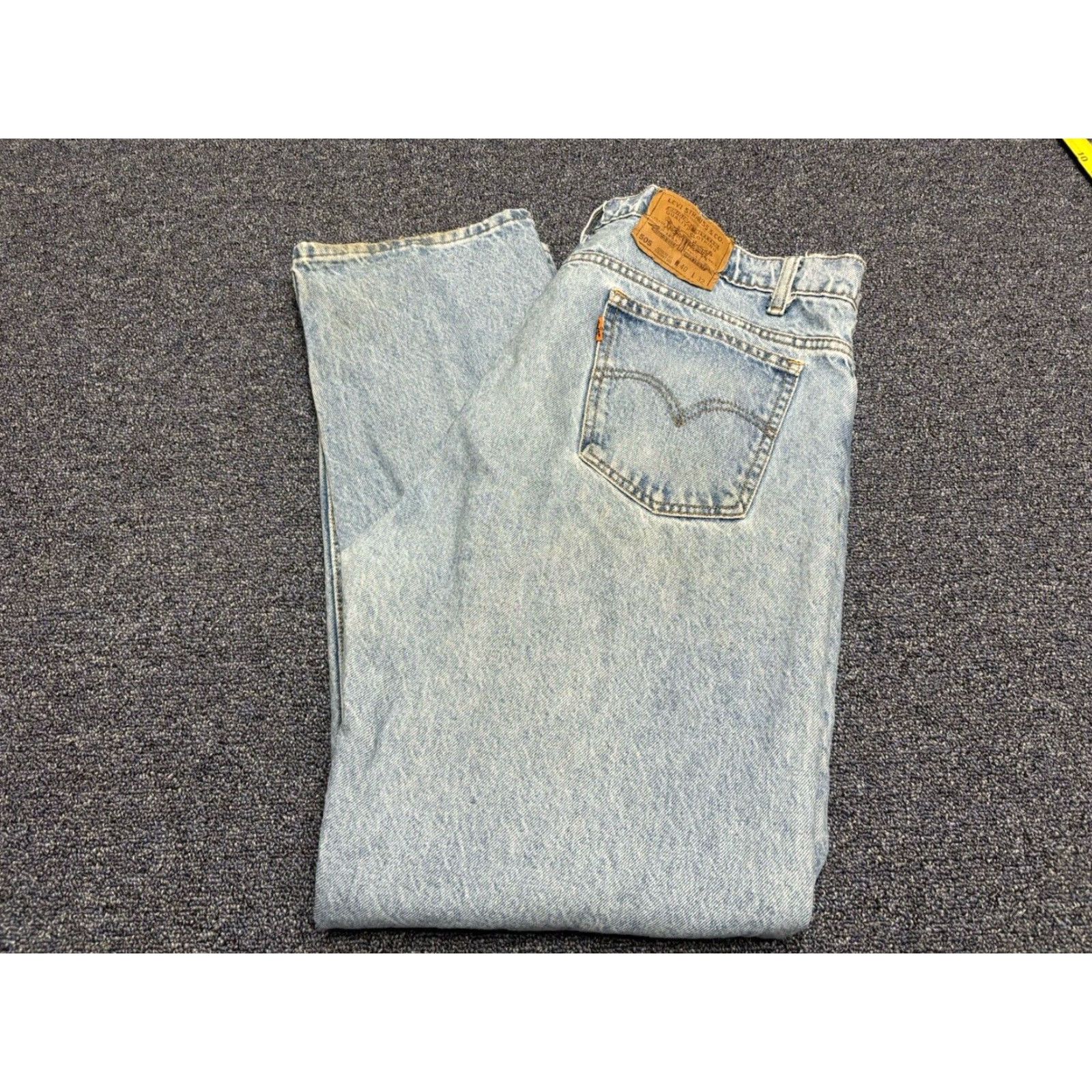 Levi's VINTAGE Levi's 505 Jeans Mens 40X32 Denim Blue Regular Straight 5-Pocket N2 90s Grunge Rock Distressed Workwear Medium Wash Beige? Size US 40 / EU 56 - 2 Thumbnail