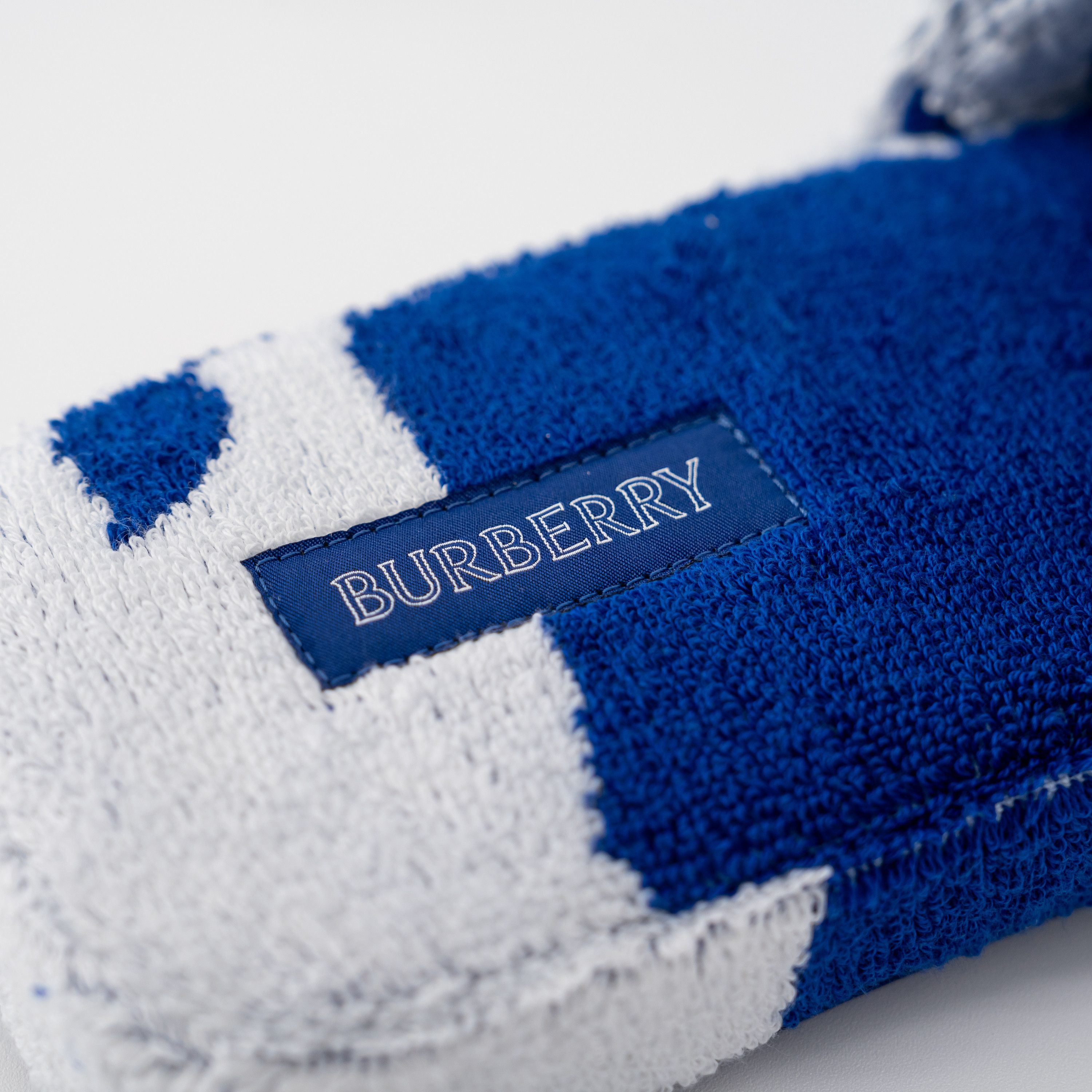 Burberry 37.5 7.5 Burberry Snug Towelling Slide Slippers Knight Blue Size US 7.5 / IT 37.5 - 5 Thumbnail