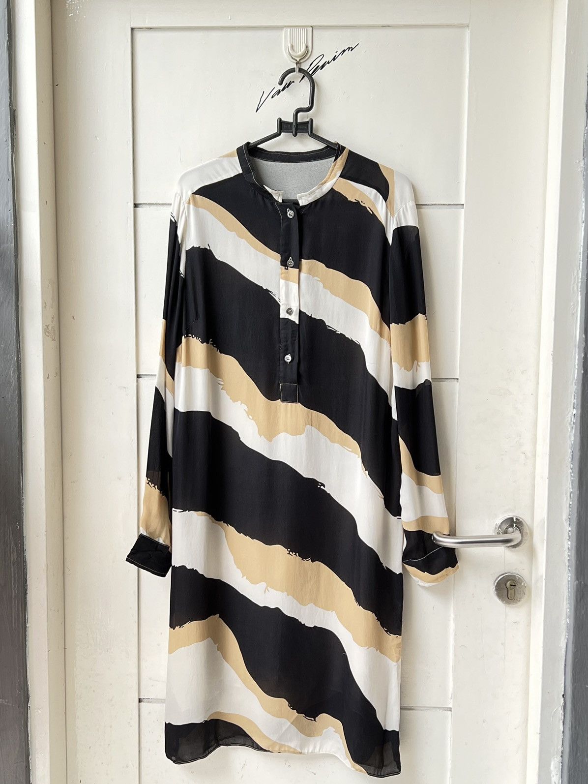 Gucci GUCCI Dress Long Shirt Size S / US 4 / IT 40 - 1 Thumbnail