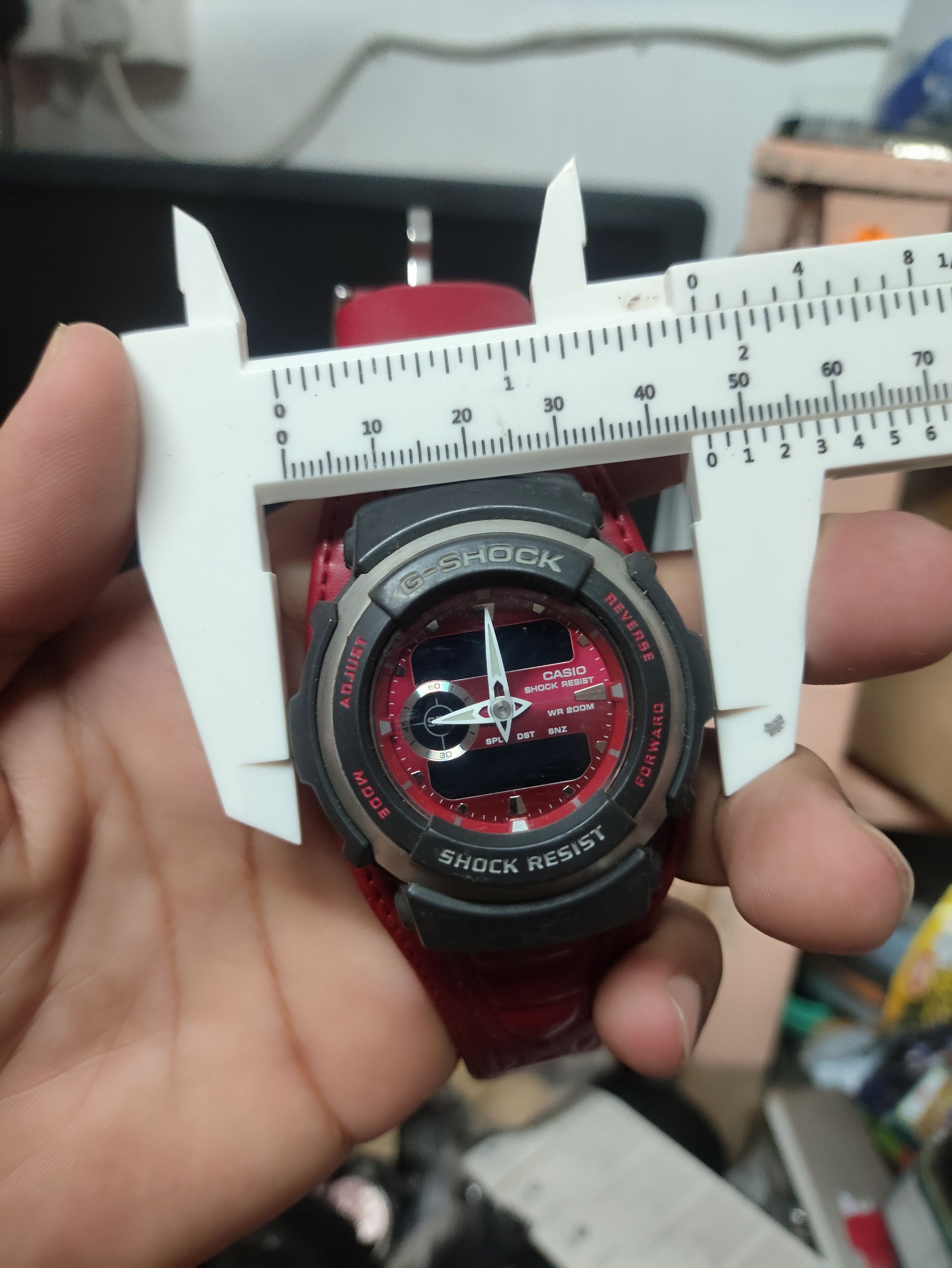 G Shock G SHOCK ORIGINAL VINTAGE RED MONSTER (NEED SERVICE) Size ONE SIZE - 3 Thumbnail
