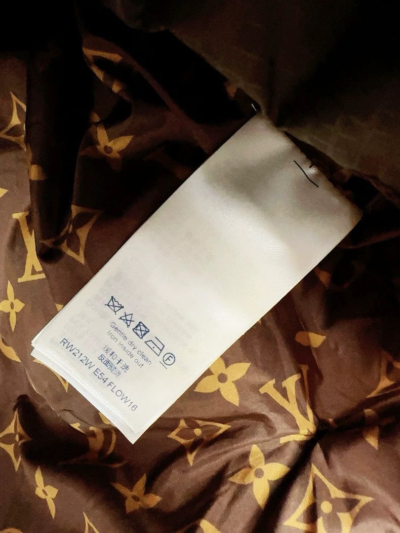 Louis Vuitton LOUIS VUITTON Olive Green Waffle Bread Down Jacket 2504-Nex Size XS / US 0-2 / IT 36-38 - 5 Thumbnail