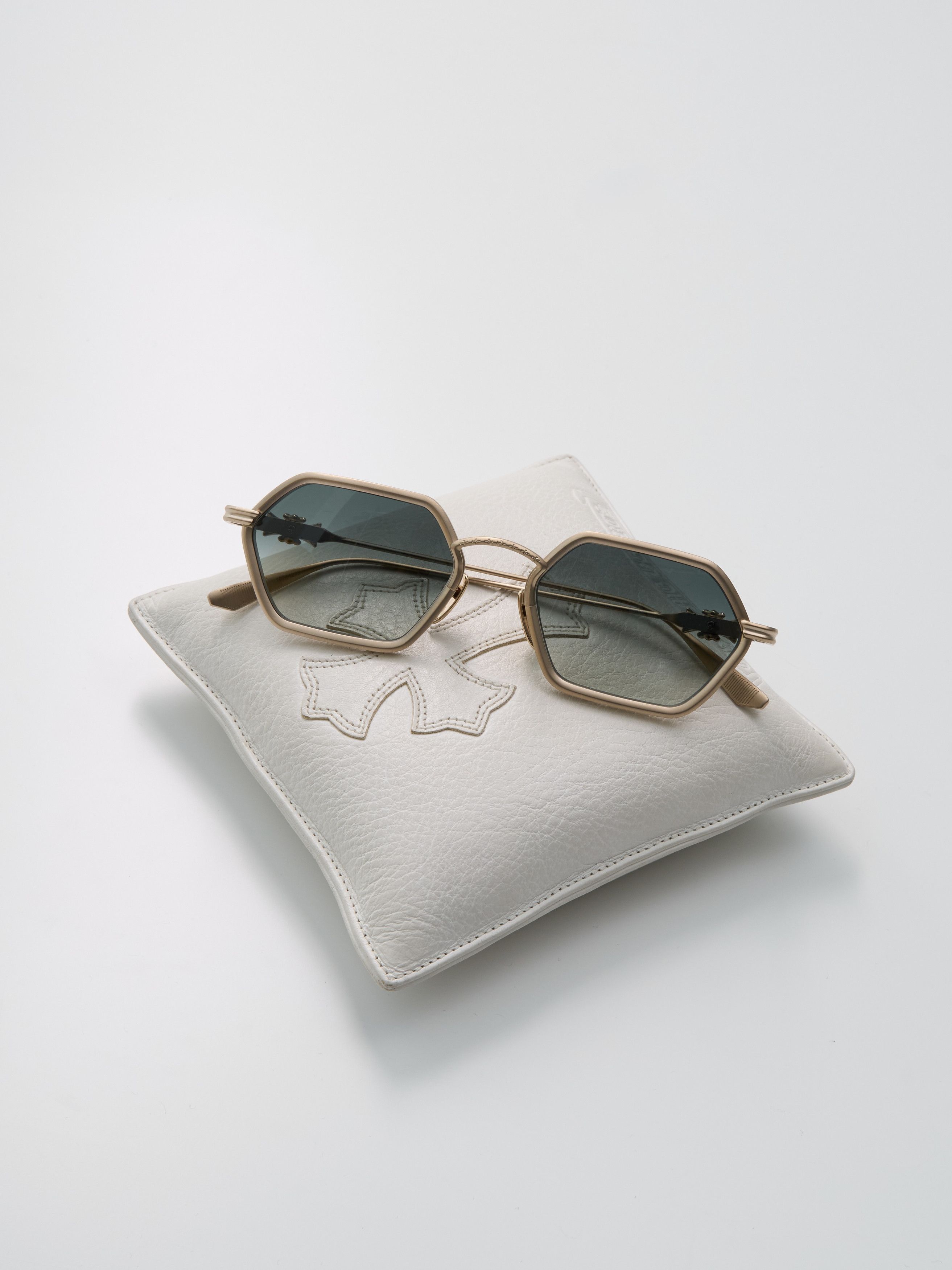 Chrome Hearts CHROME HEARTS DATASS MATTE GOLD PLATED Size ONE SIZE - 11 Thumbnail
