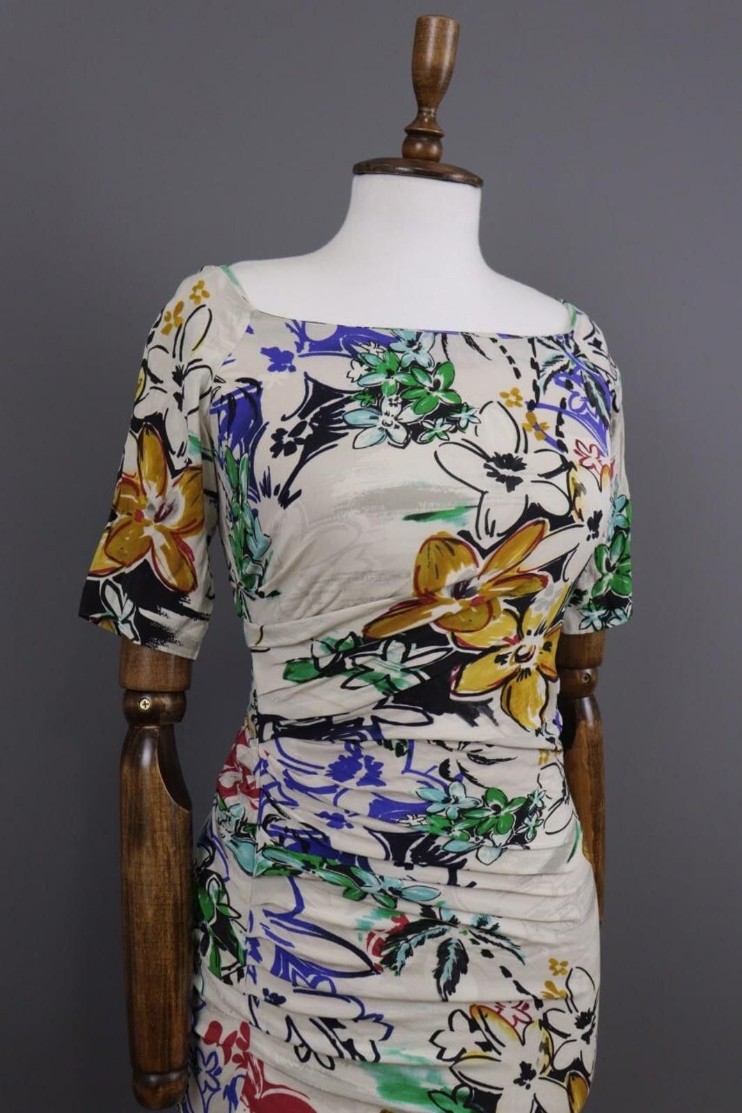 Etro Etro Milano White Floral Silk Bodycon Dress Size 42 / M Size M / US 6-8 / IT 42-44 - 6 Thumbnail