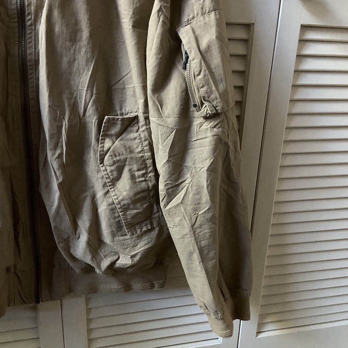Nudie Jeans Nudie Jeans RipStop Alexander Bomber Jacket Beige Brown MA-1 Size US XL / EU 56 / 4 - 8 Thumbnail