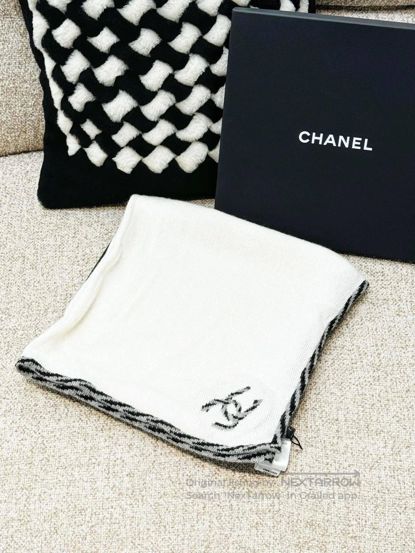Chanel 23C White Cashmere Scarf.
