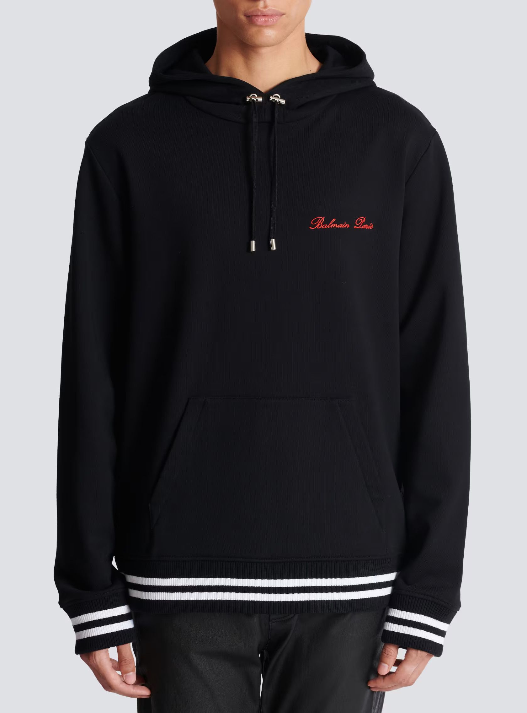 o1s1wg110125 Signature Hoodie in Black