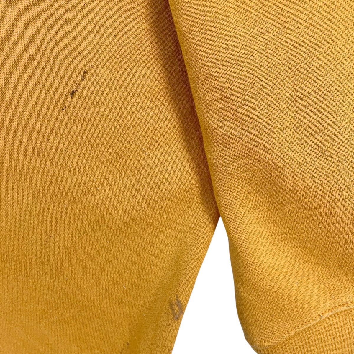 Vintage Vintage 90s Street Fighter V Sweatshirt Crewneck Yellow Size US L / EU 52-54 / 3 - 7 Thumbnail