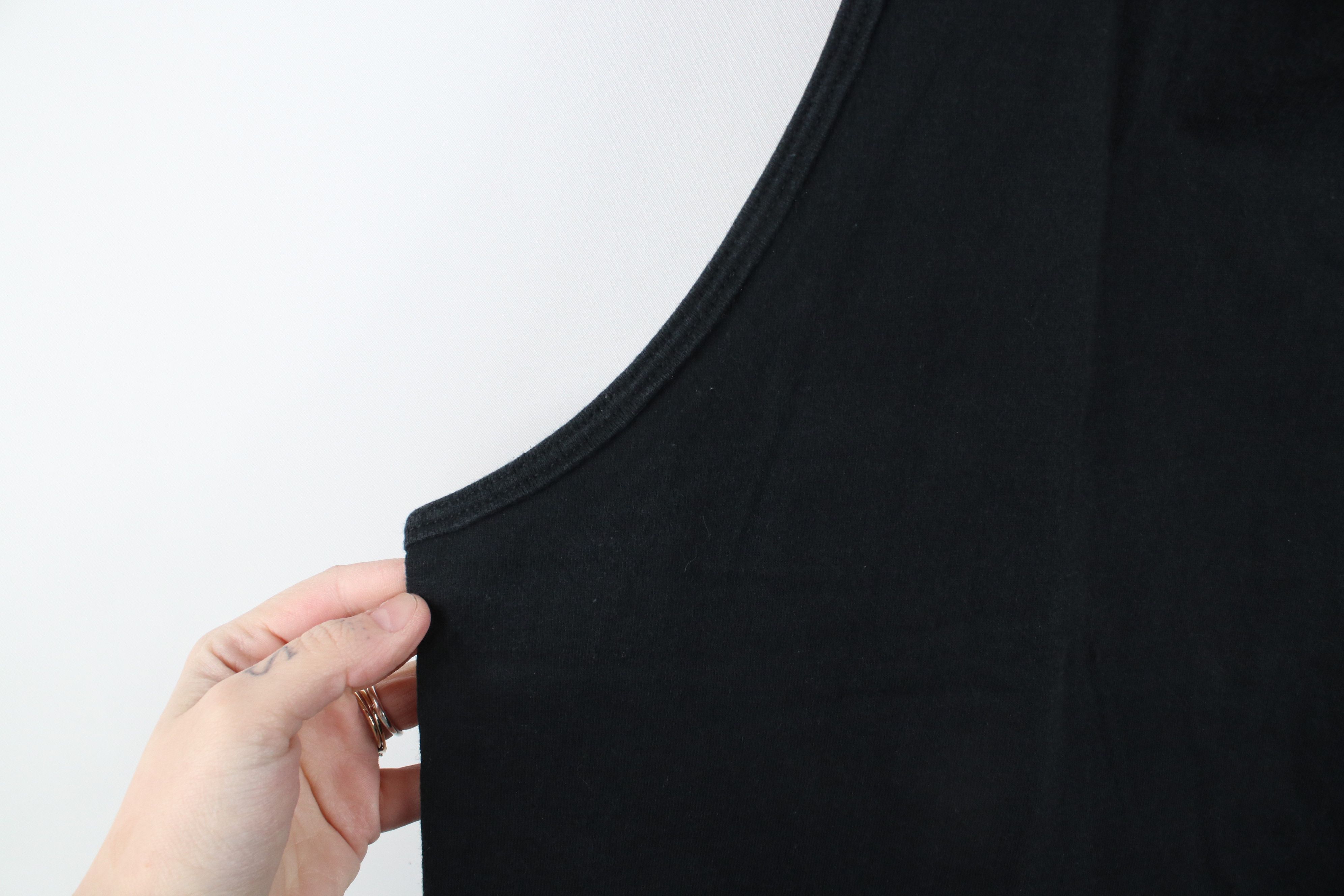 Vintage Vintage 90s Streetwear Blank Tank Top T-Shirt Black Cotton Size US L / EU 52-54 / 3 - 5 Thumbnail