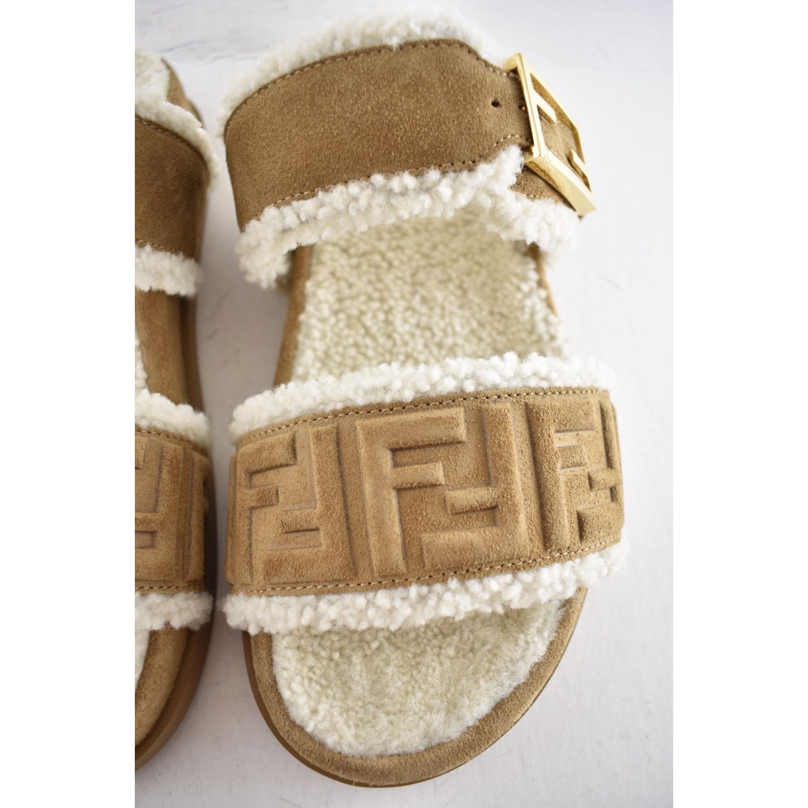 Fendi Fendi Feel Slide Shearling Fur Lined Bronze Monogram 37.5 Size US 7.5 / IT 37.5 - 11 Thumbnail