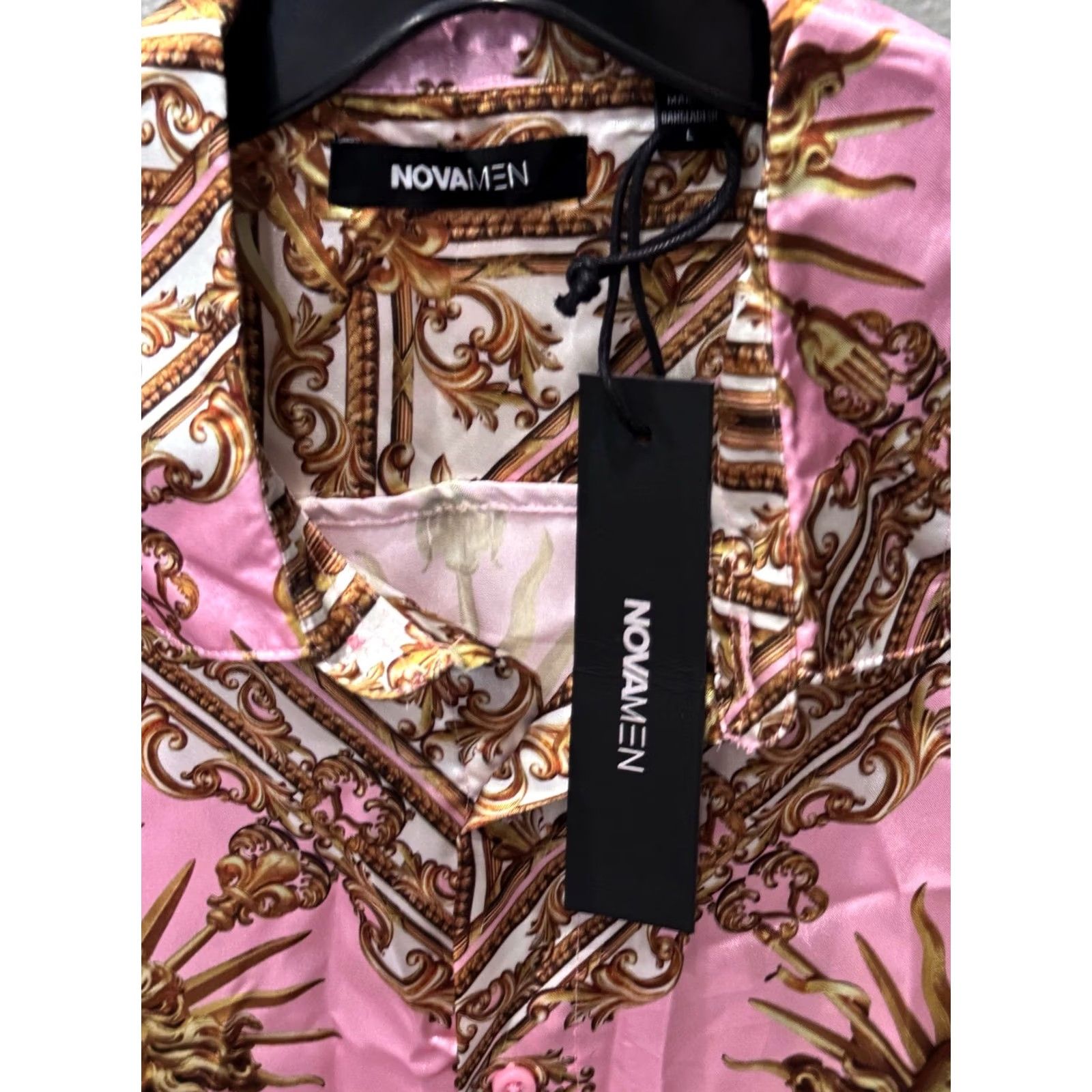 Fashion Nova NWT Fashion Nova Medusa Satin SHORT SLEEVE BUTTON UP SHIRT Large L Size US L / EU 52-54 / 3 - 6 Thumbnail