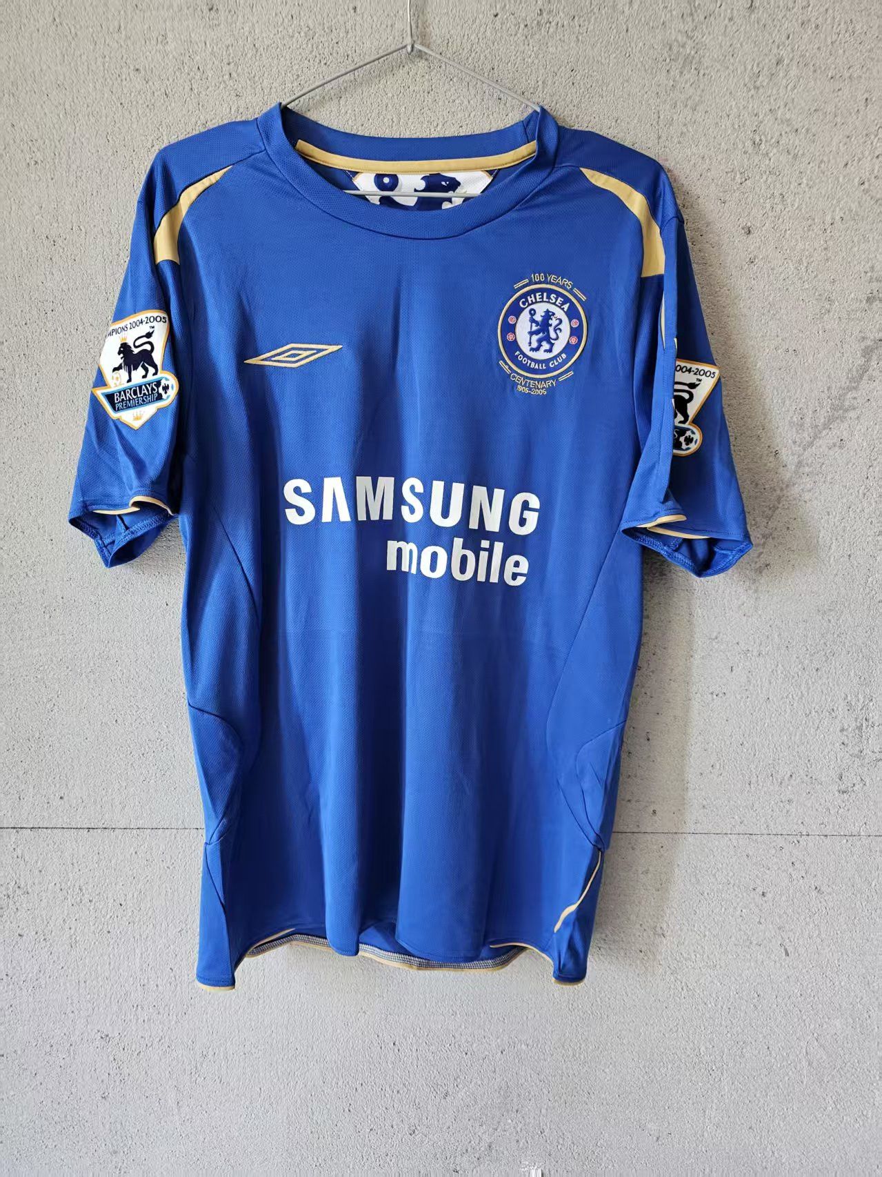 Other 2005 Chelsea 15 Didier Drogba Jersey Home Size US L / EU 52-54 / 3 - 2 Thumbnail