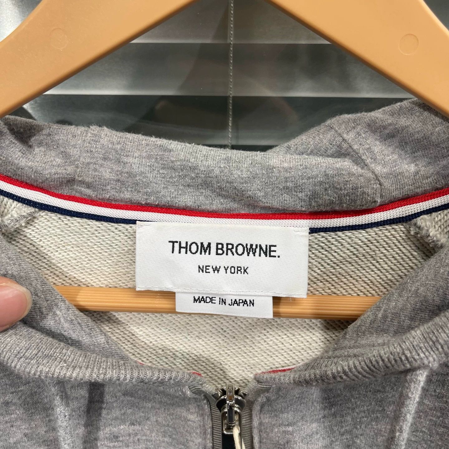 Thom Browne Thom Browne 4-Stripe Zipper Hooded Jacket Size 4 Size S / US 4 / IT 40 - 3 Thumbnail