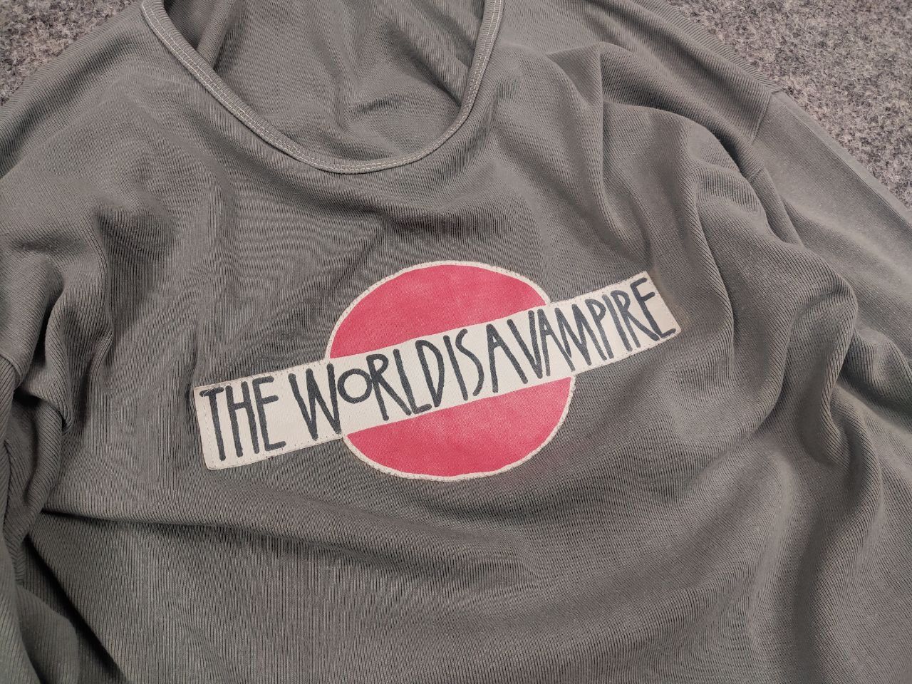Band Tees Vintage The World Is Vampire Smashing Pumpkins long sleeve Size US M / EU 48-50 / 2 - 8 Thumbnail