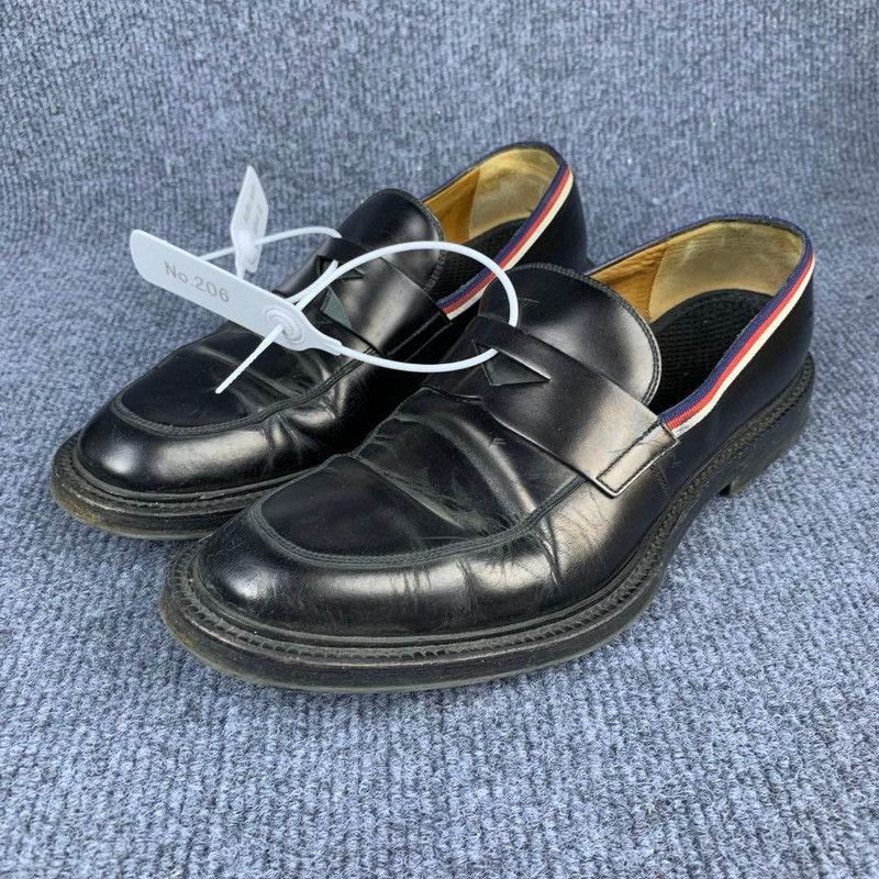 Gucci Gucci Black Casual Shoes for Men -2508 Size US 7.5 / EU 40-41 - 1 Thumbnail