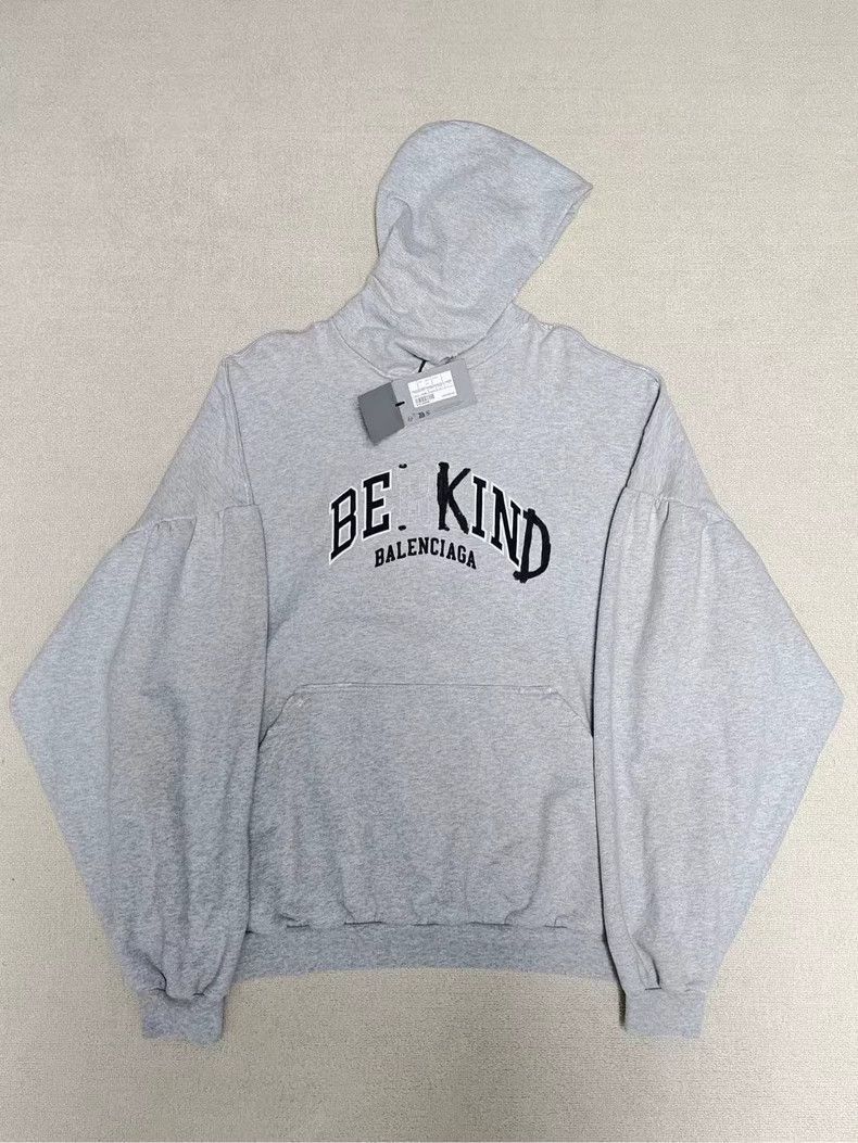 Balenciaga Balenciaga 23fw mud dyed Be Kind to make old damaged hooded Size US M / EU 48-50 / 2 - 1 Thumbnail