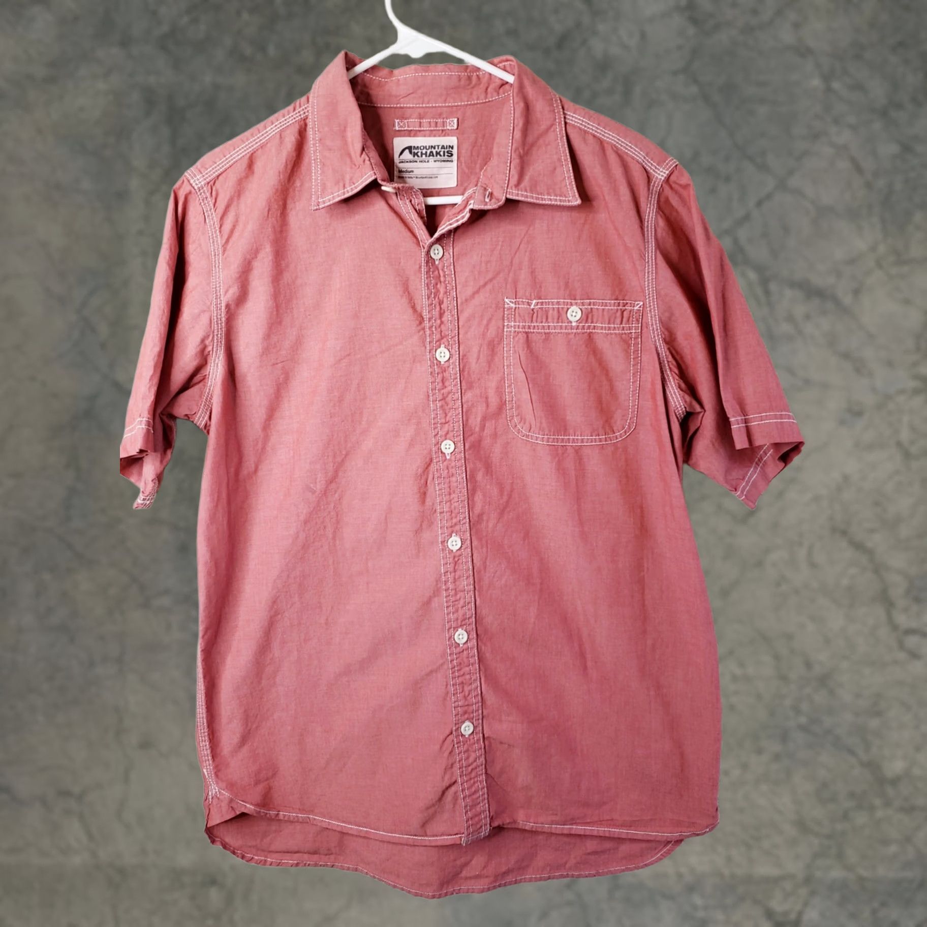 Mountain Khakis Mountain Khakis Shirt Short Sleeve Button-Up Red 100% Cotton Mens M Regular Size US M / EU 48-50 / 2 - 1 Thumbnail